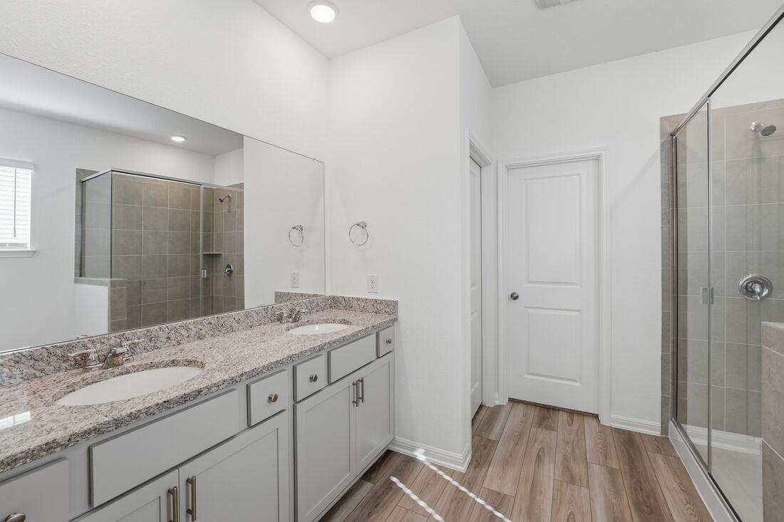 102 Childress St, Hutto, TX 78634