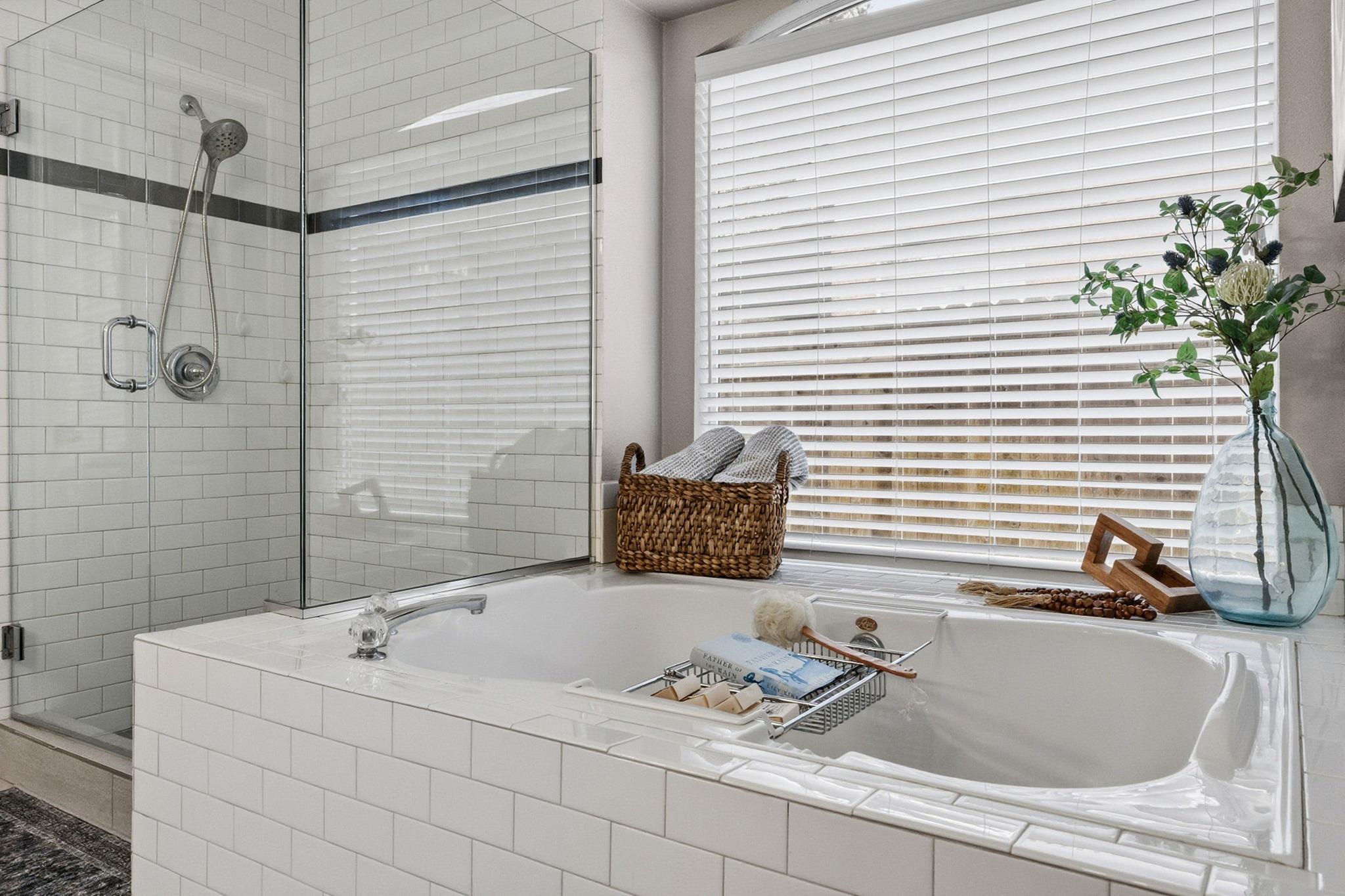 13208 Calf Roping Trl, Austin, TX 78727