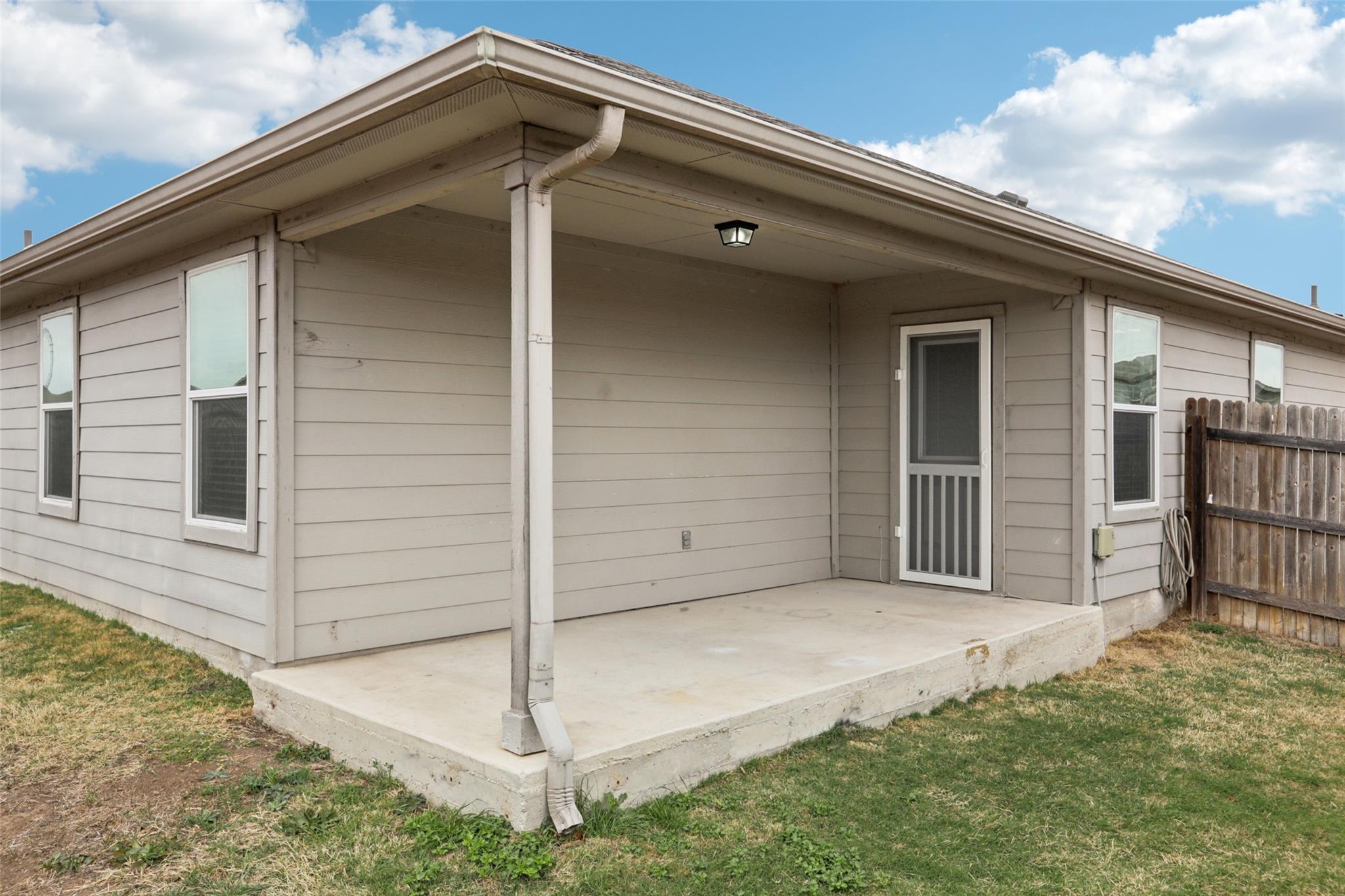 221 Alpha, Kyle, TX 78640