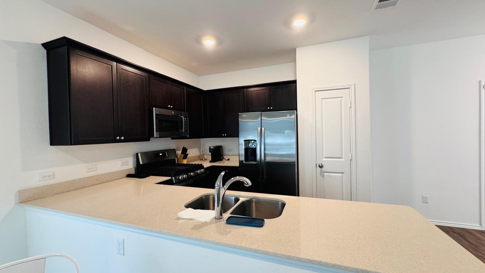 229 George Neggan Ln, Bastrop, TX 78602