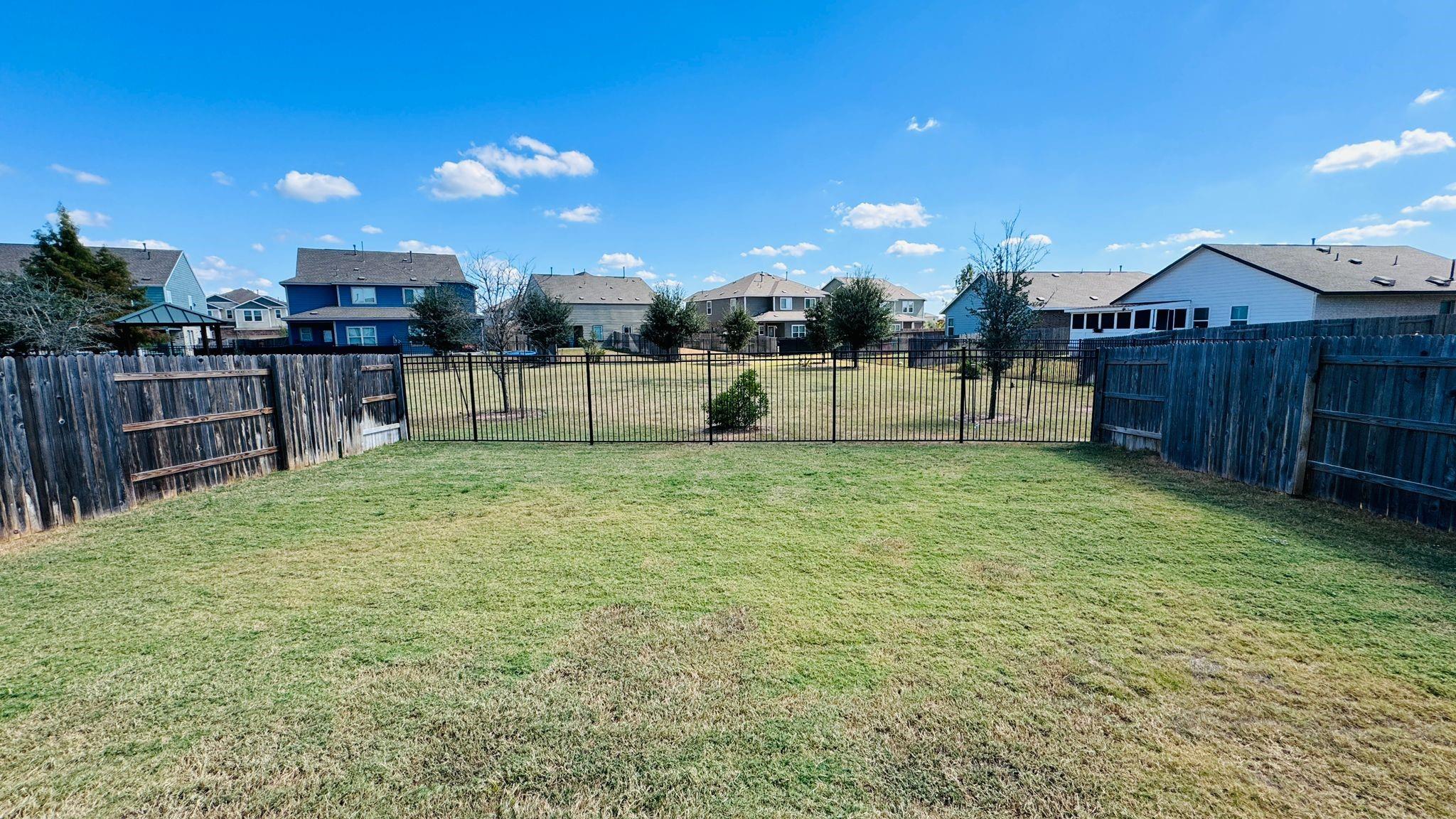 229 George Neggan Ln, Bastrop, TX 78602