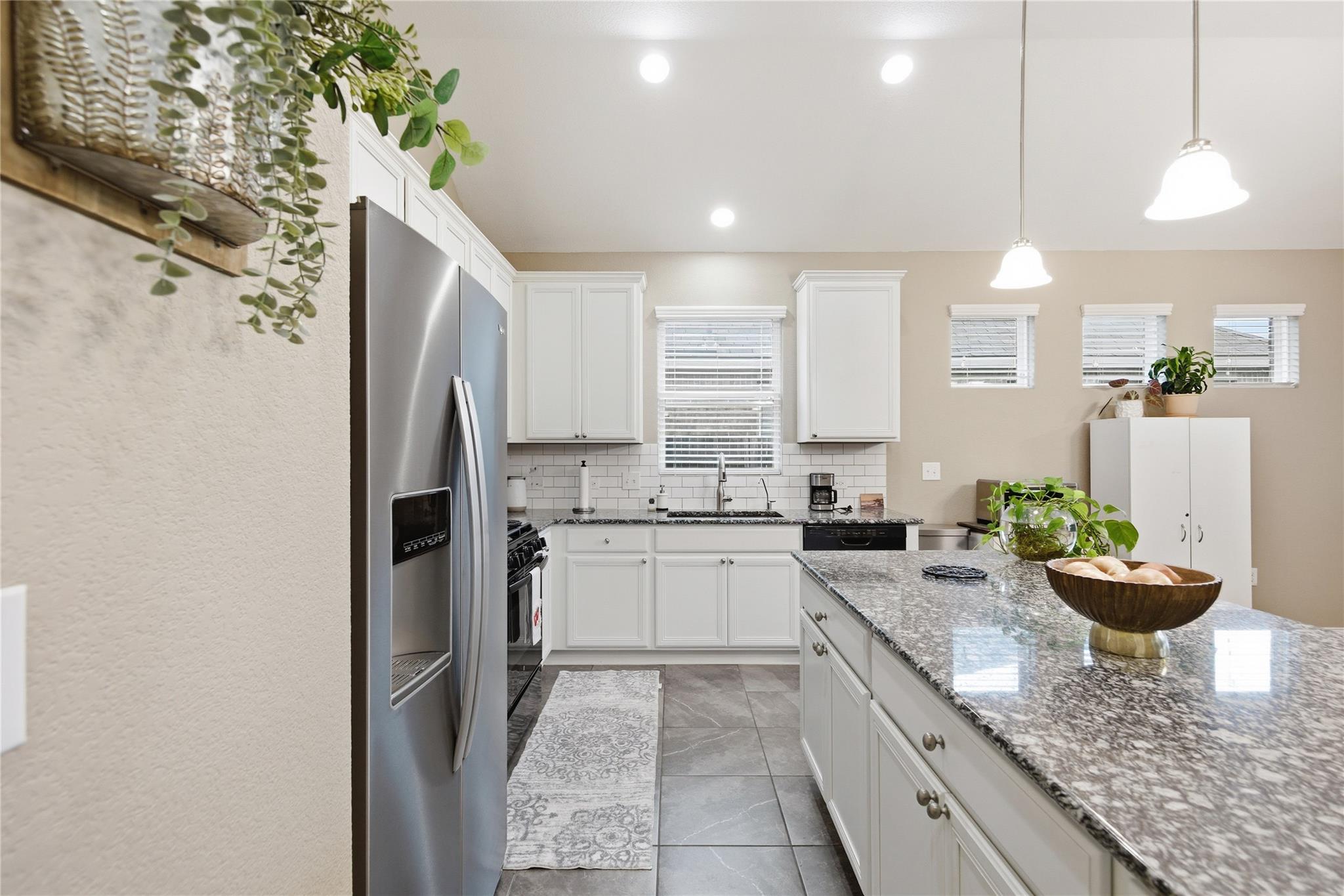 147 Brazil Dr, Buda, TX 78610