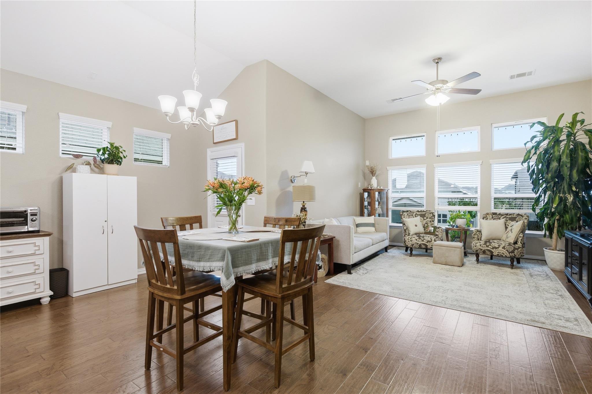 147 Brazil Dr, Buda, TX 78610