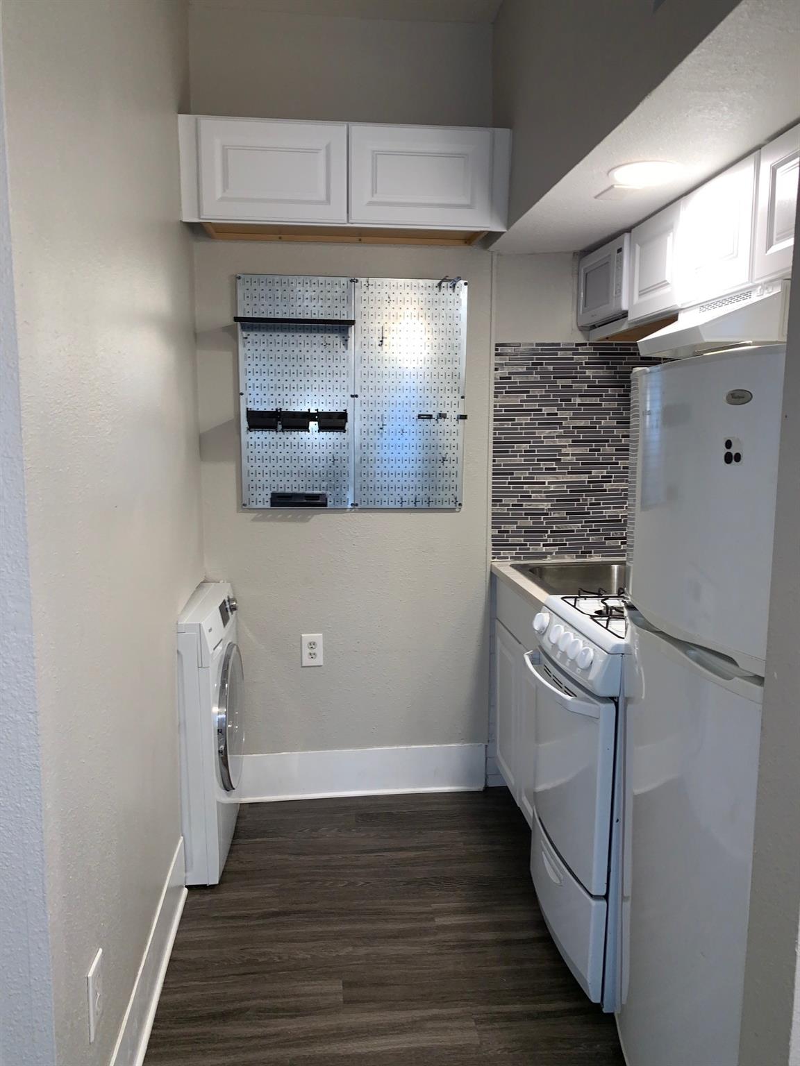 1902 Nueces St # E, Austin, TX 78705