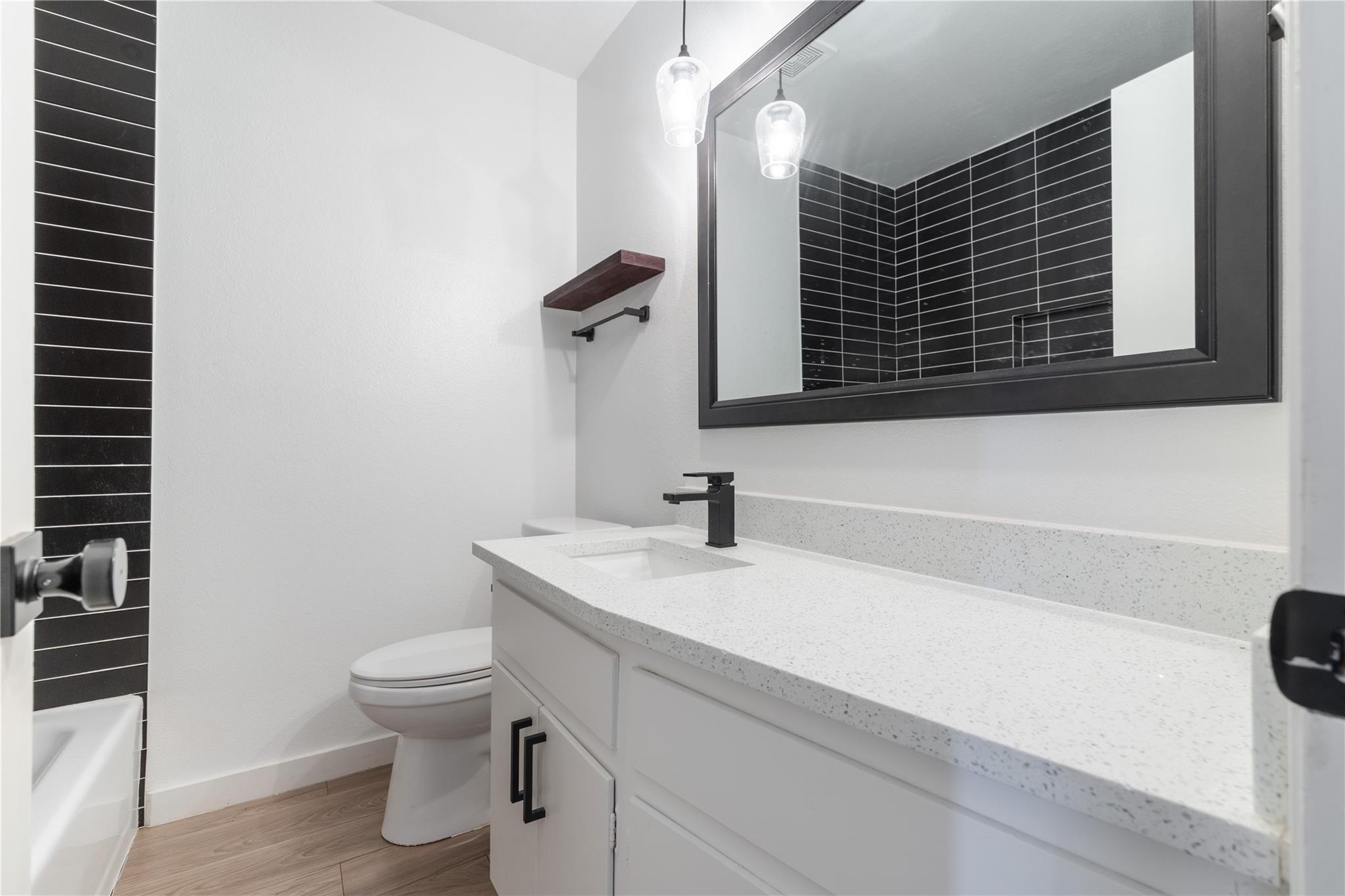 2207 Southern Oaks Dr, Austin, TX 78745