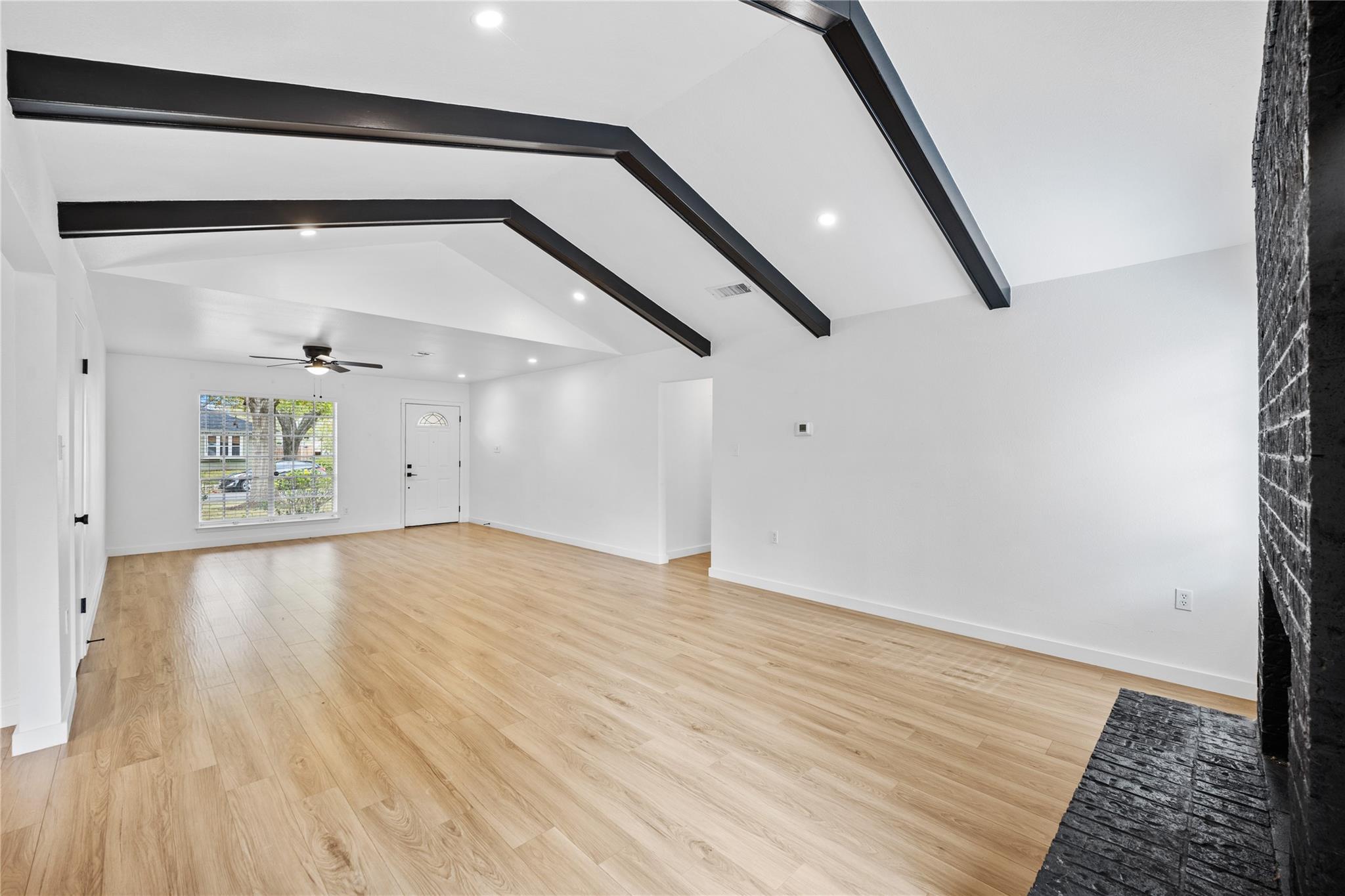 2207 Southern Oaks Dr, Austin, TX 78745