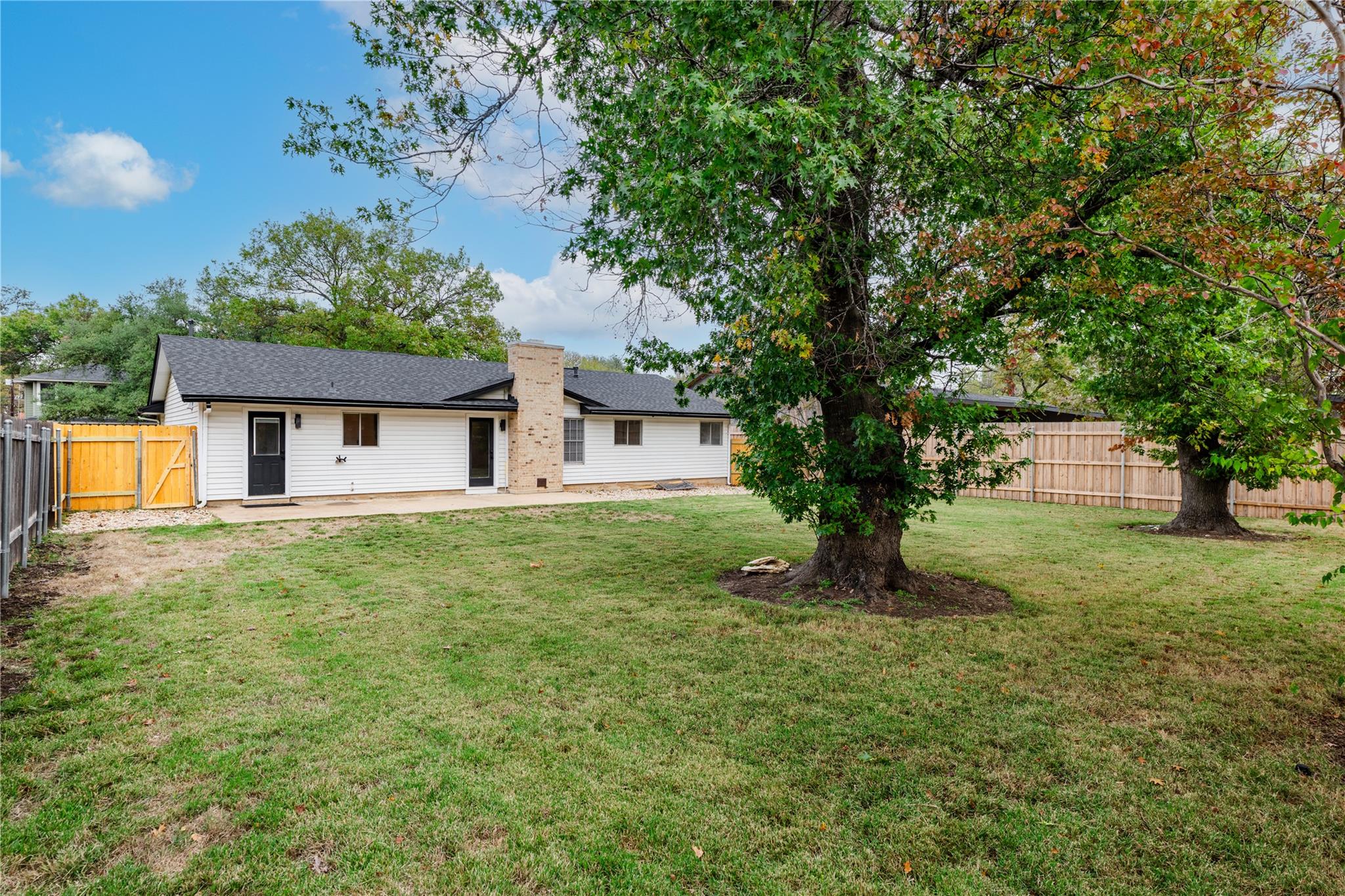 2207 Southern Oaks Dr, Austin, TX 78745