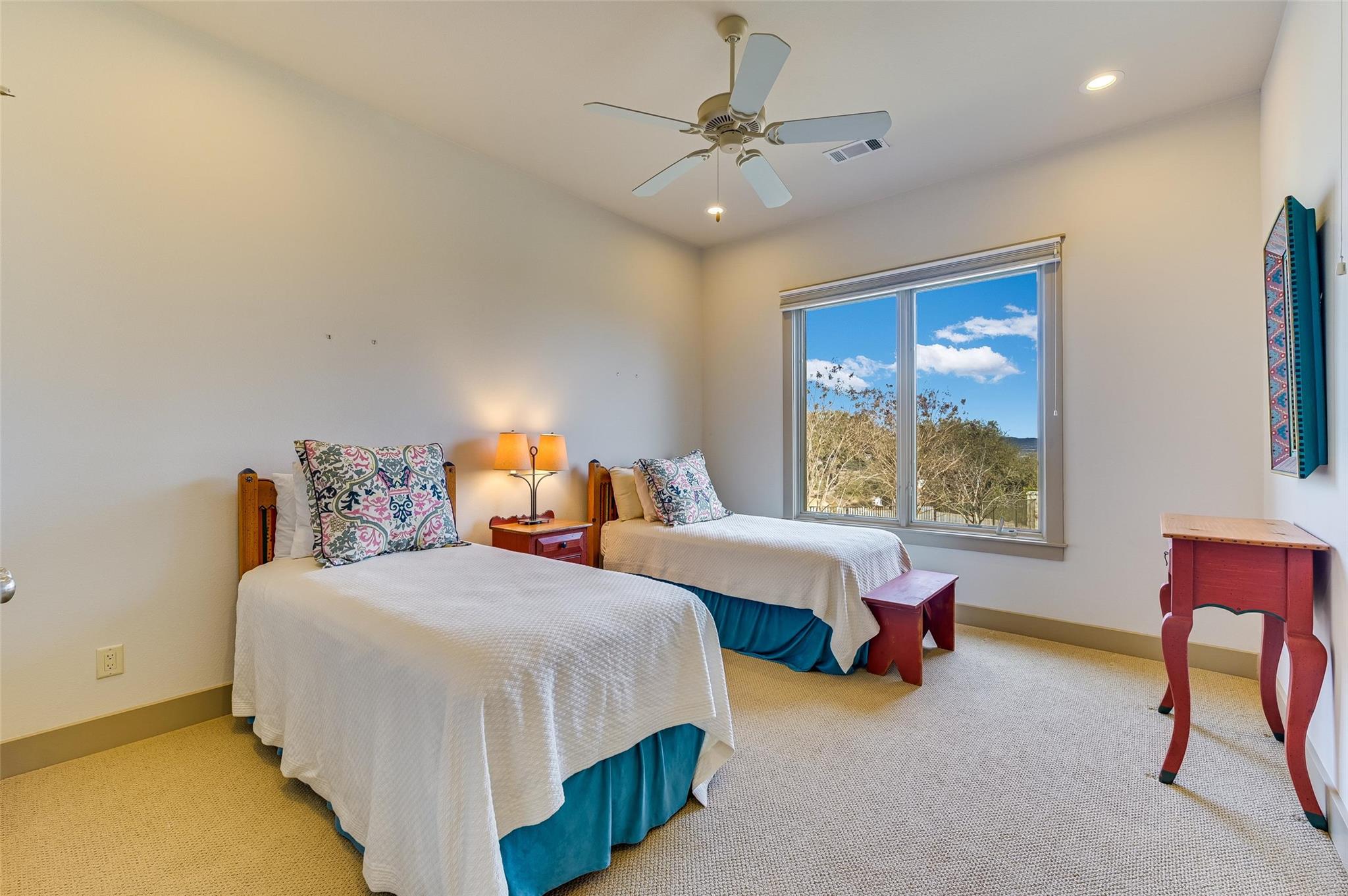 27107 Waterfall Hill Pkwy, Spicewood, TX 78669