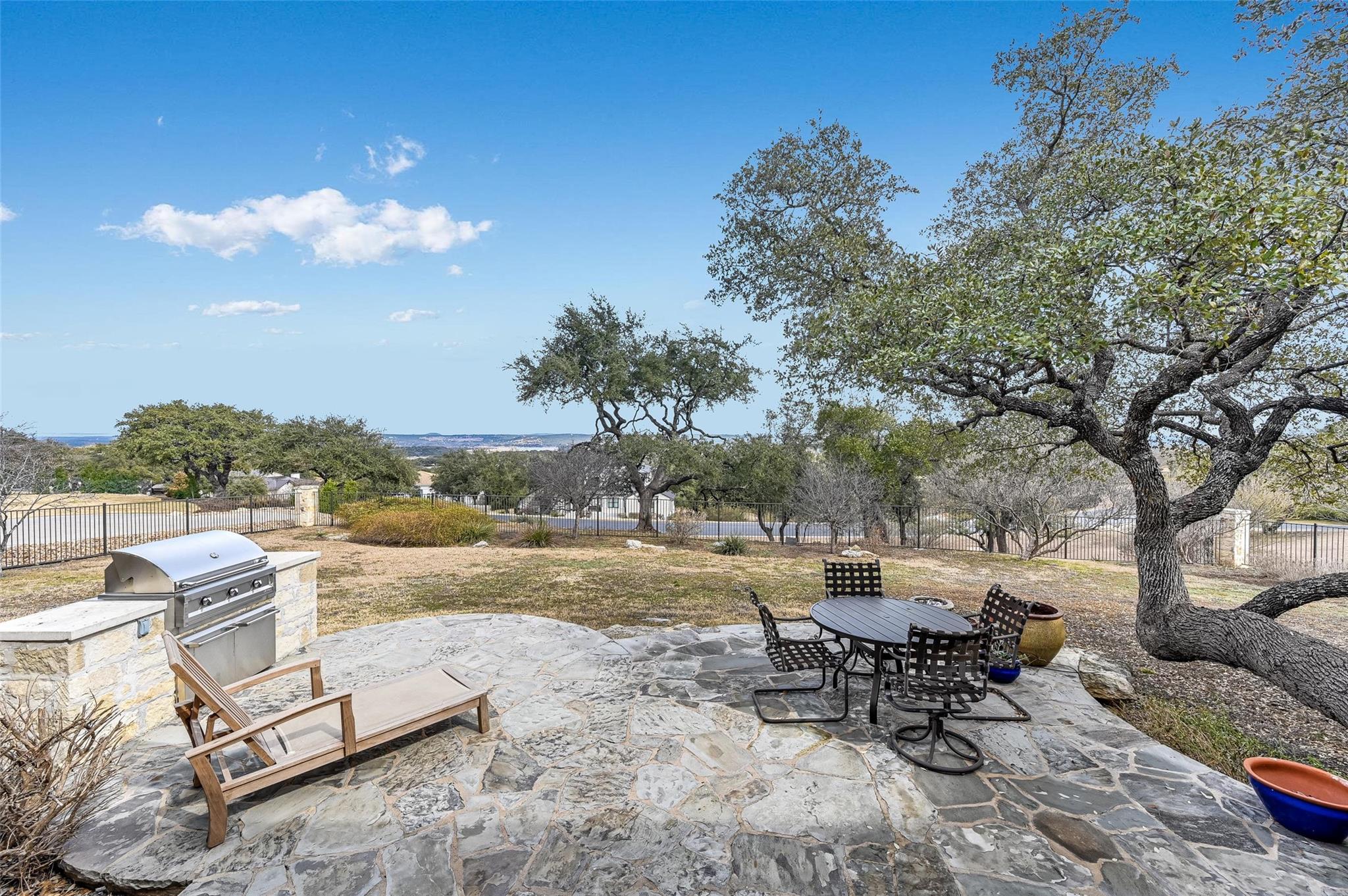 27107 Waterfall Hill Pkwy, Spicewood, TX 78669