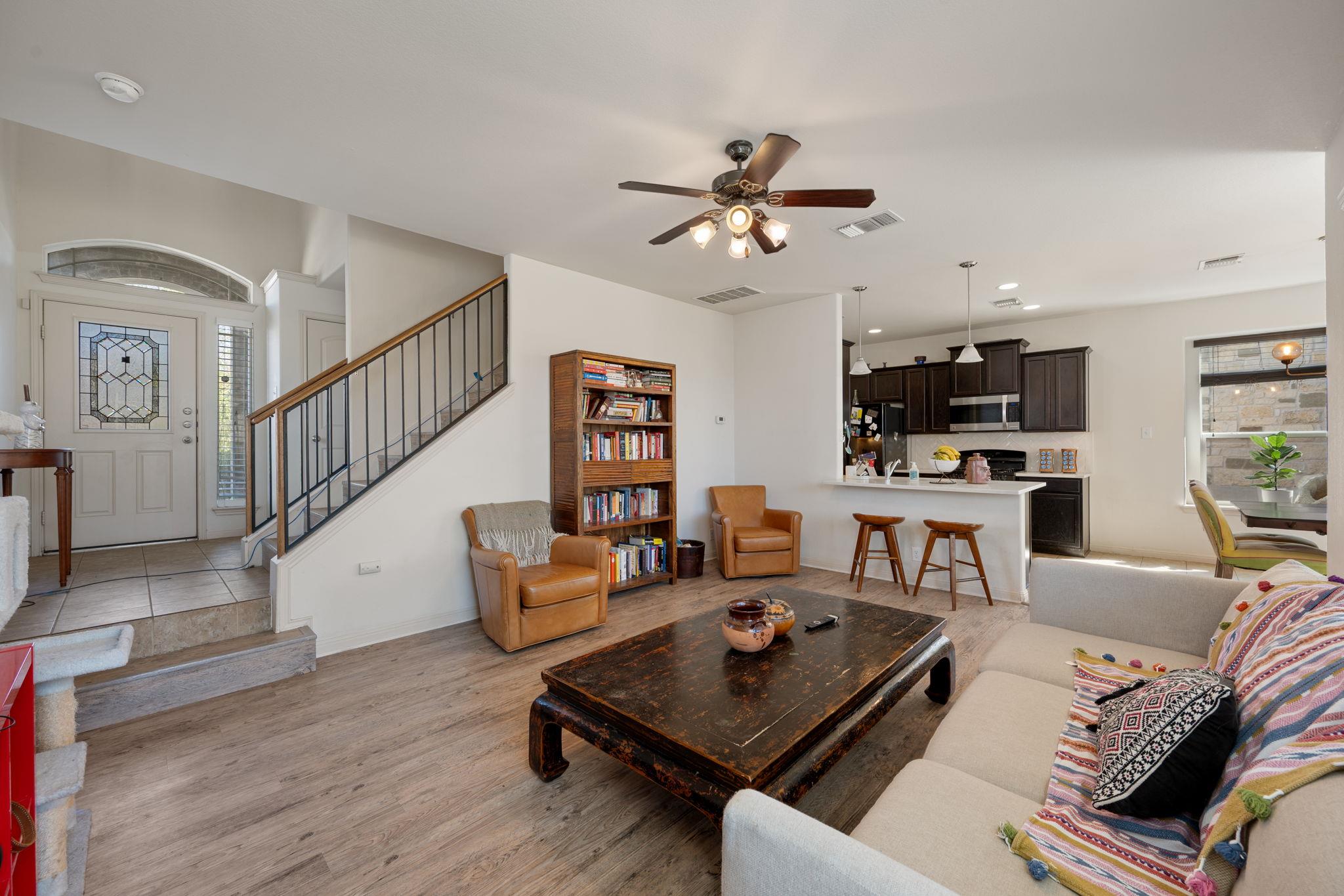 2209 Nestlewood Dr, Austin, TX 78754