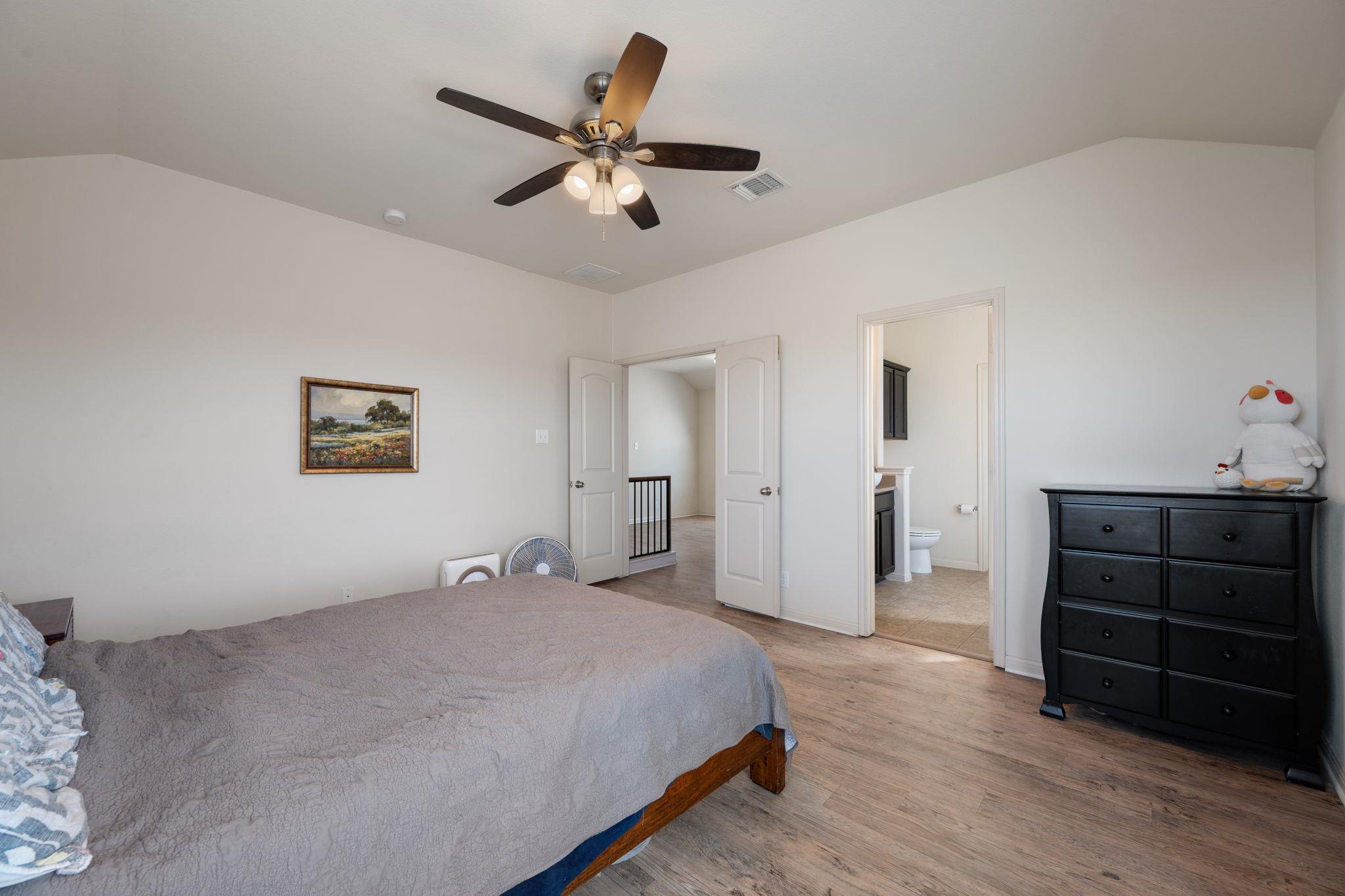 2209 Nestlewood Dr, Austin, TX 78754