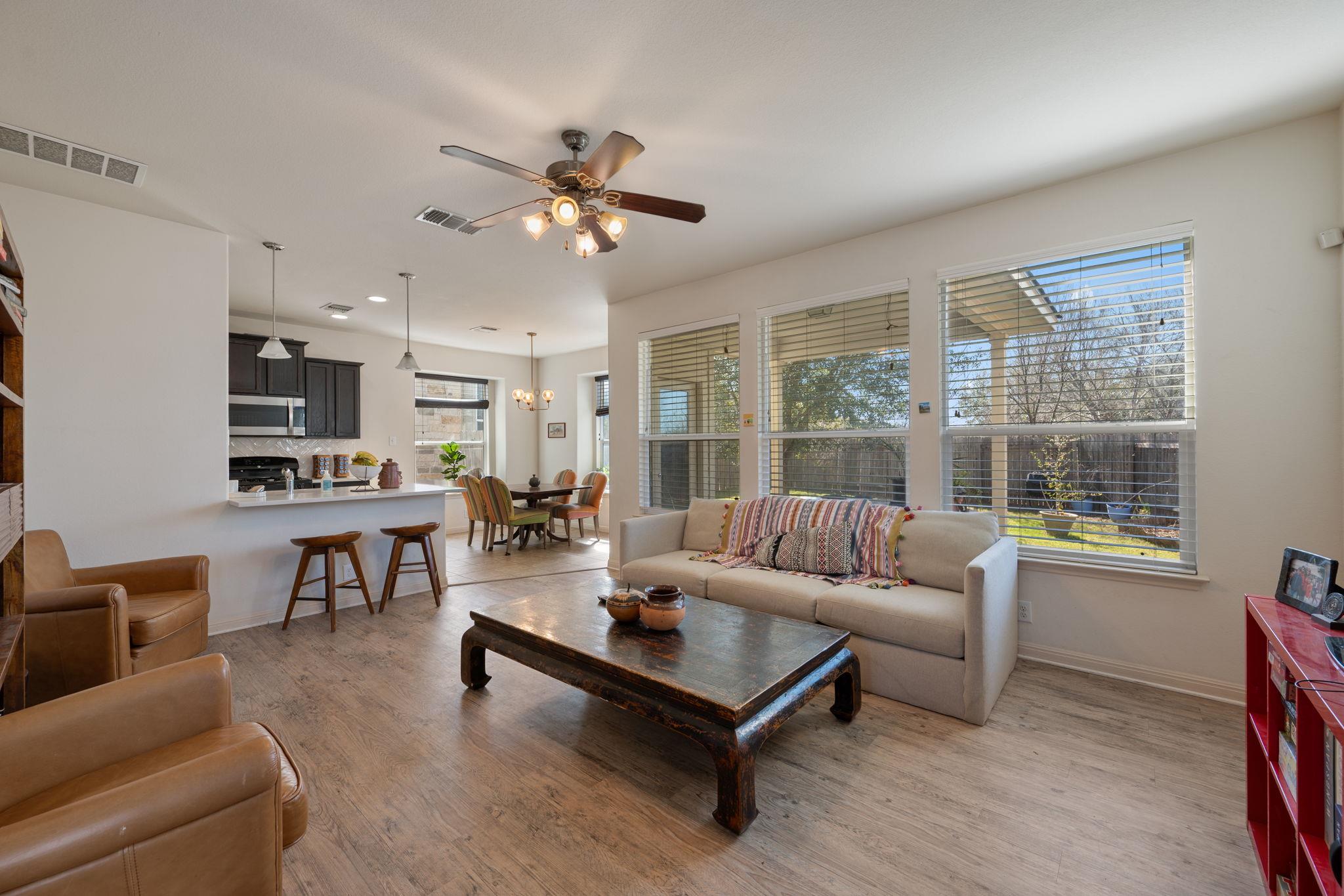 2209 Nestlewood Dr, Austin, TX 78754