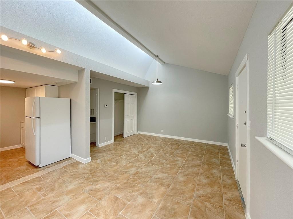 1600 West Ave # 27, Austin, TX 78701