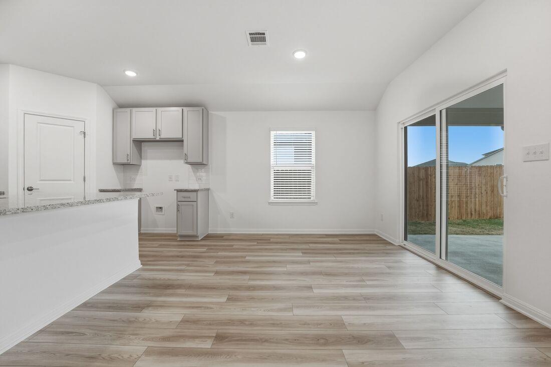 1011 Vanderscile Rd, Hutto, TX 78634