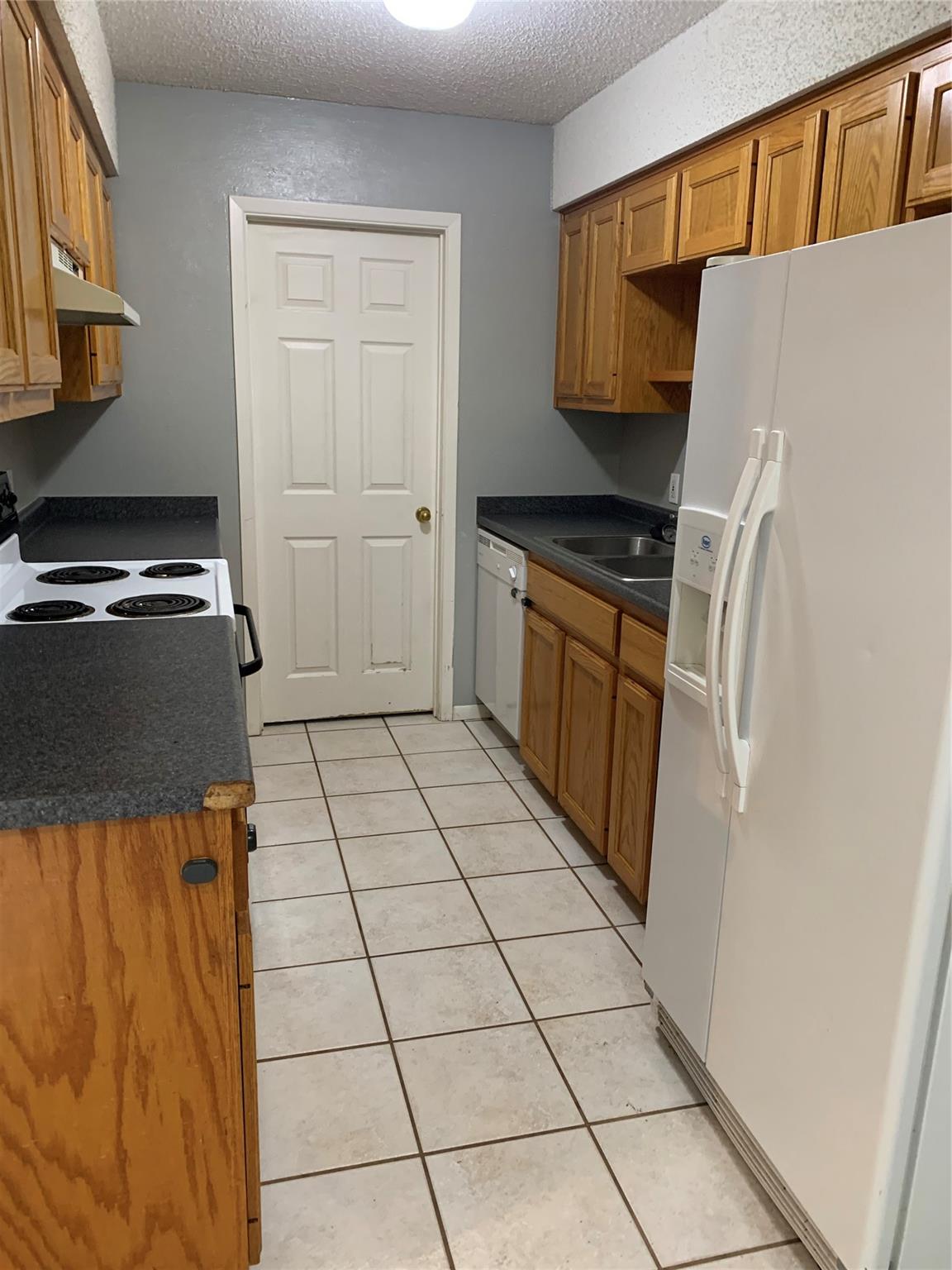 413-415 Live Oak St # A & B, Kyle, TX 78640