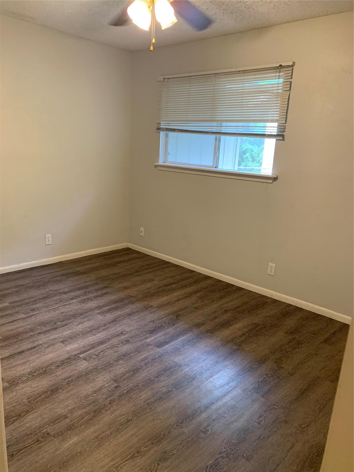 413-415 Live Oak St # A & B, Kyle, TX 78640