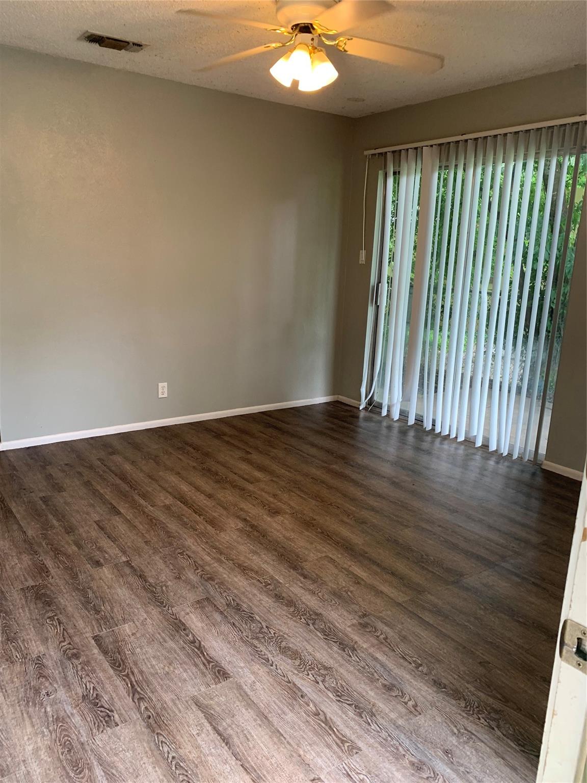 413-415 Live Oak St # A & B, Kyle, TX 78640