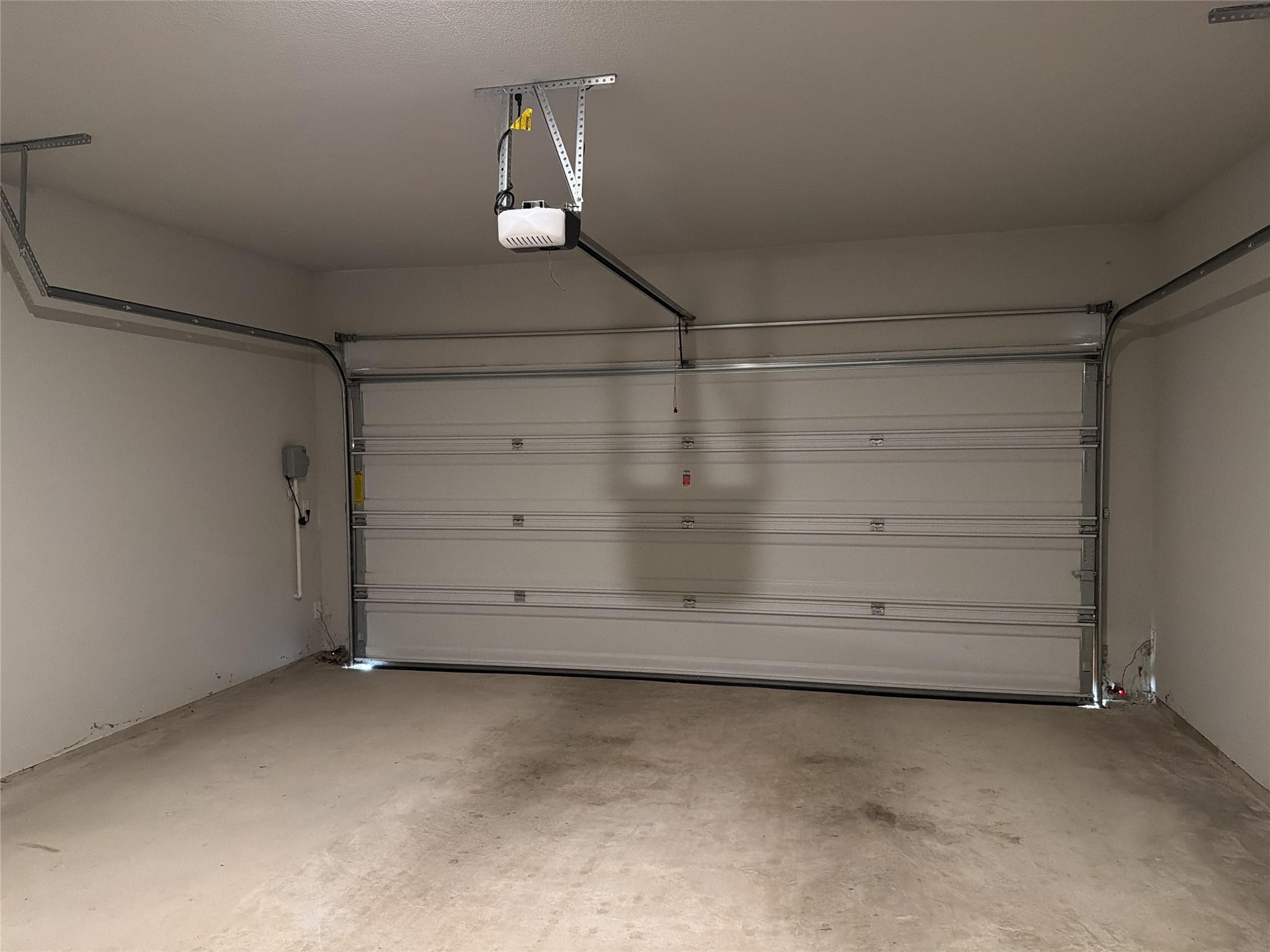 129 Tall Grass Dr, Georgetown, TX 78628