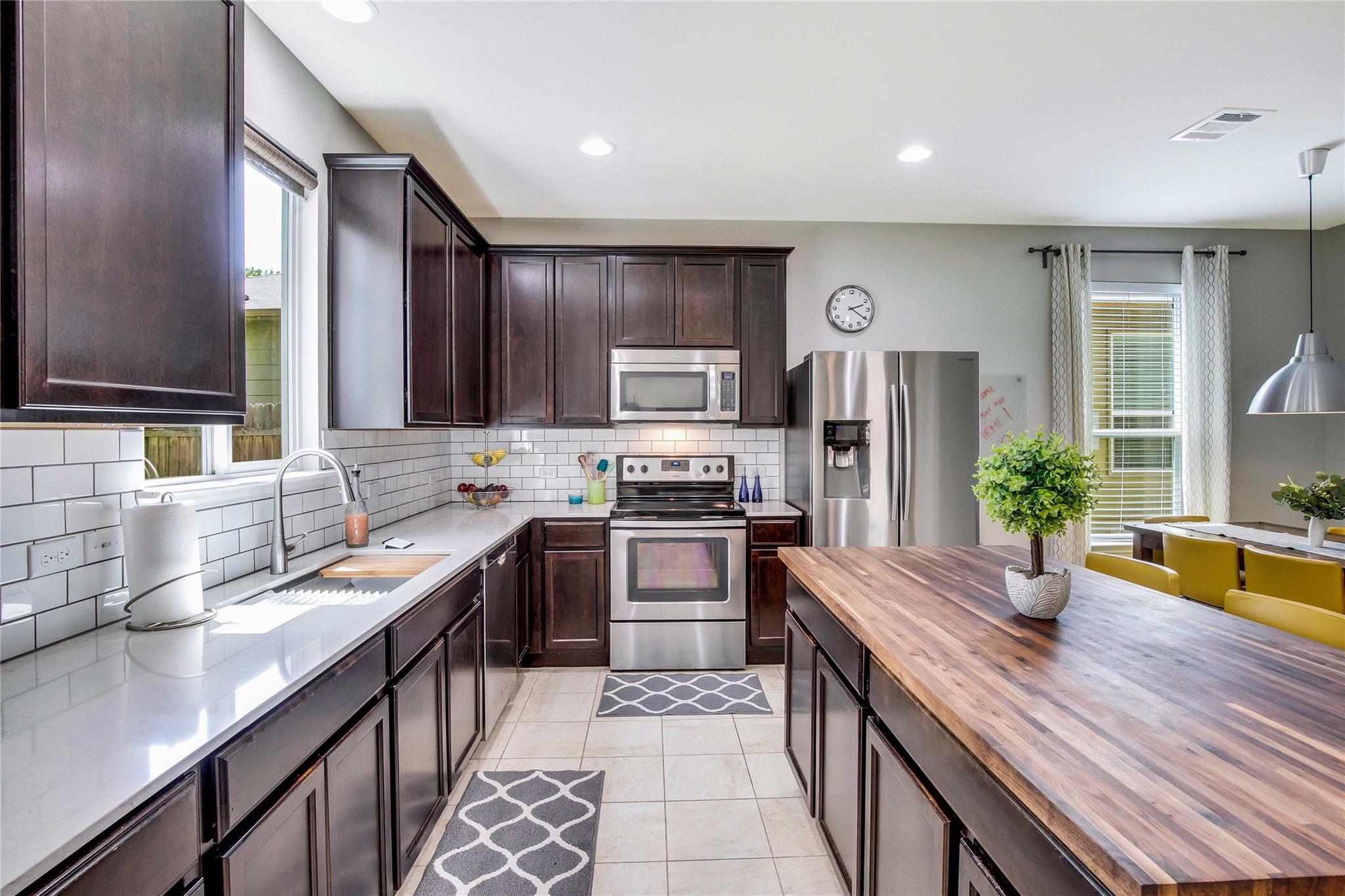 9505 Southwick Dr, Austin, TX 78724