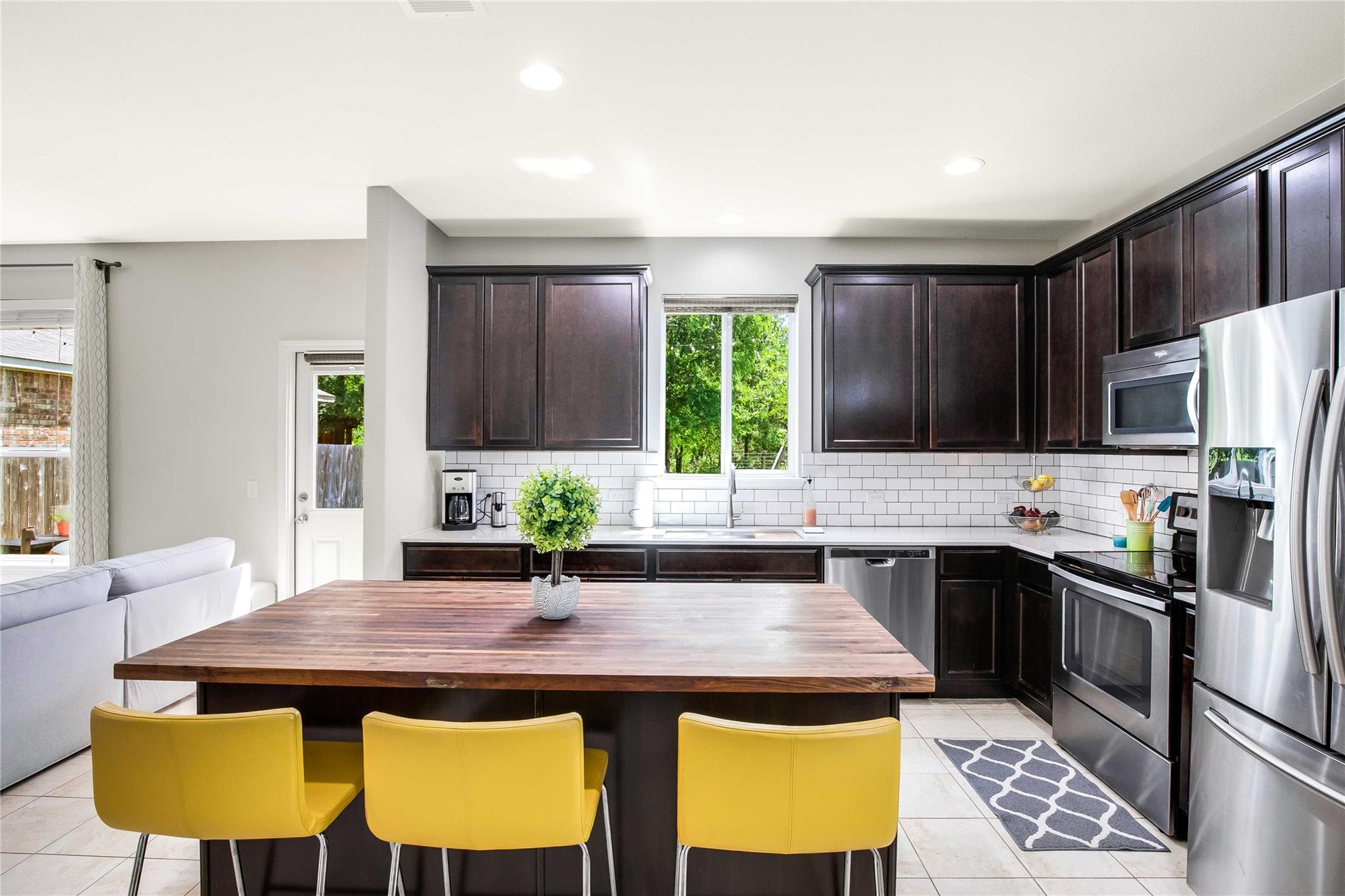 9505 Southwick Dr, Austin, TX 78724