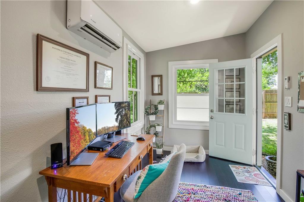 9505 Southwick Dr, Austin, TX 78724