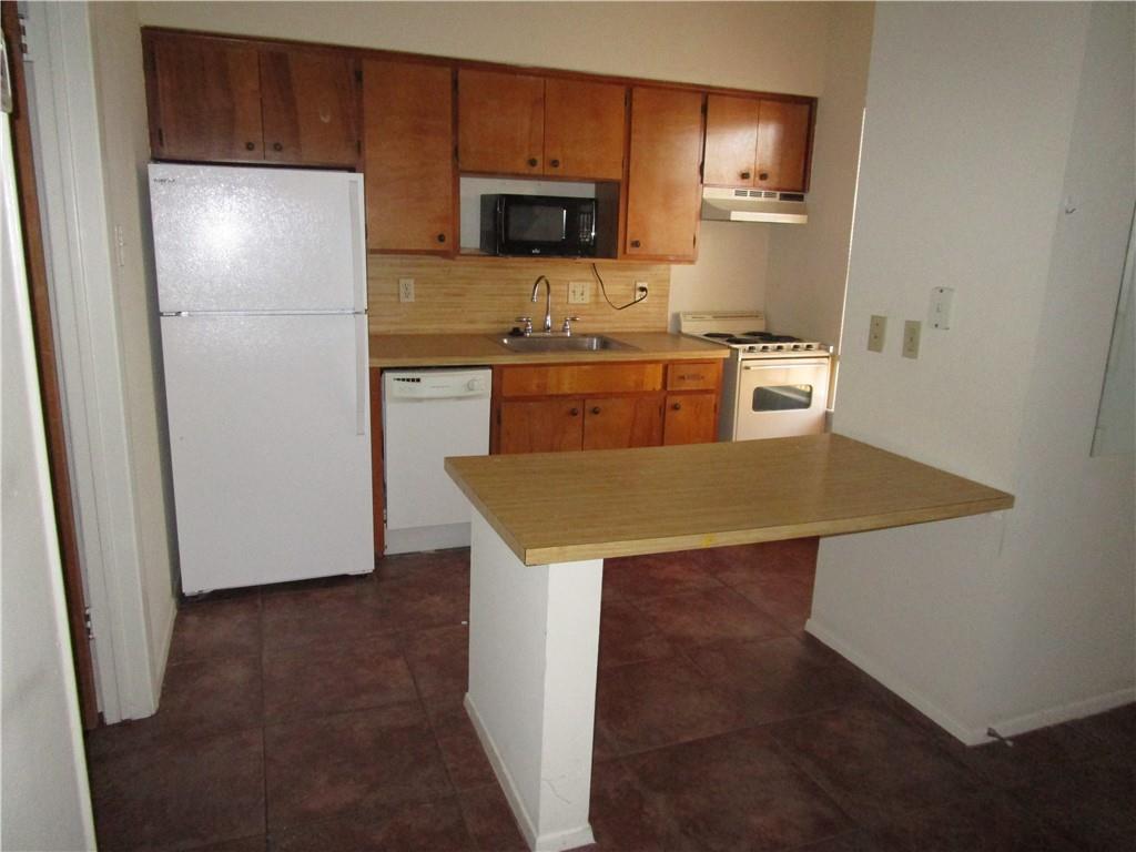 621 W 37th St # 105, Austin, TX 78705