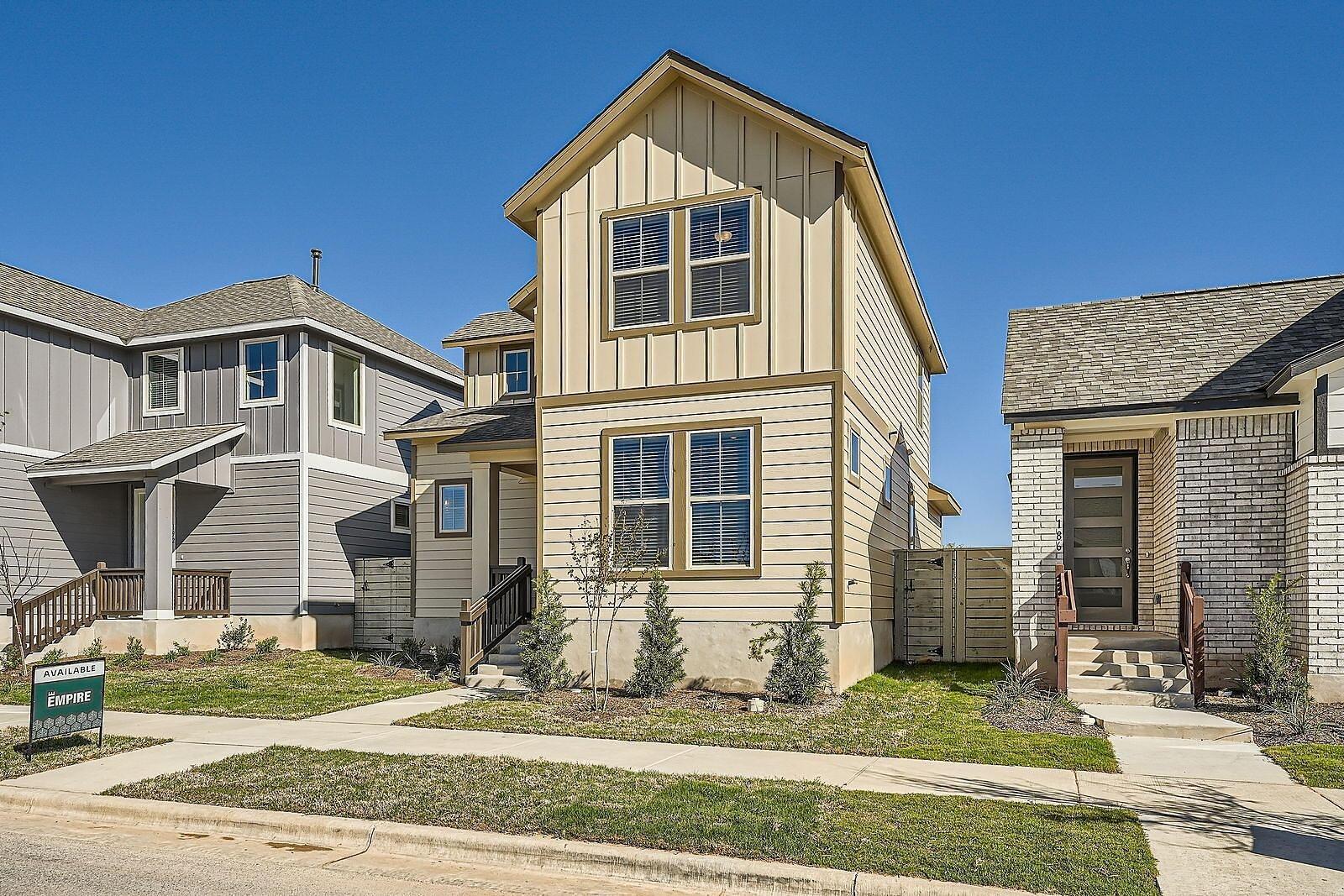 188 Weaver Ln, Bastrop, TX 78602