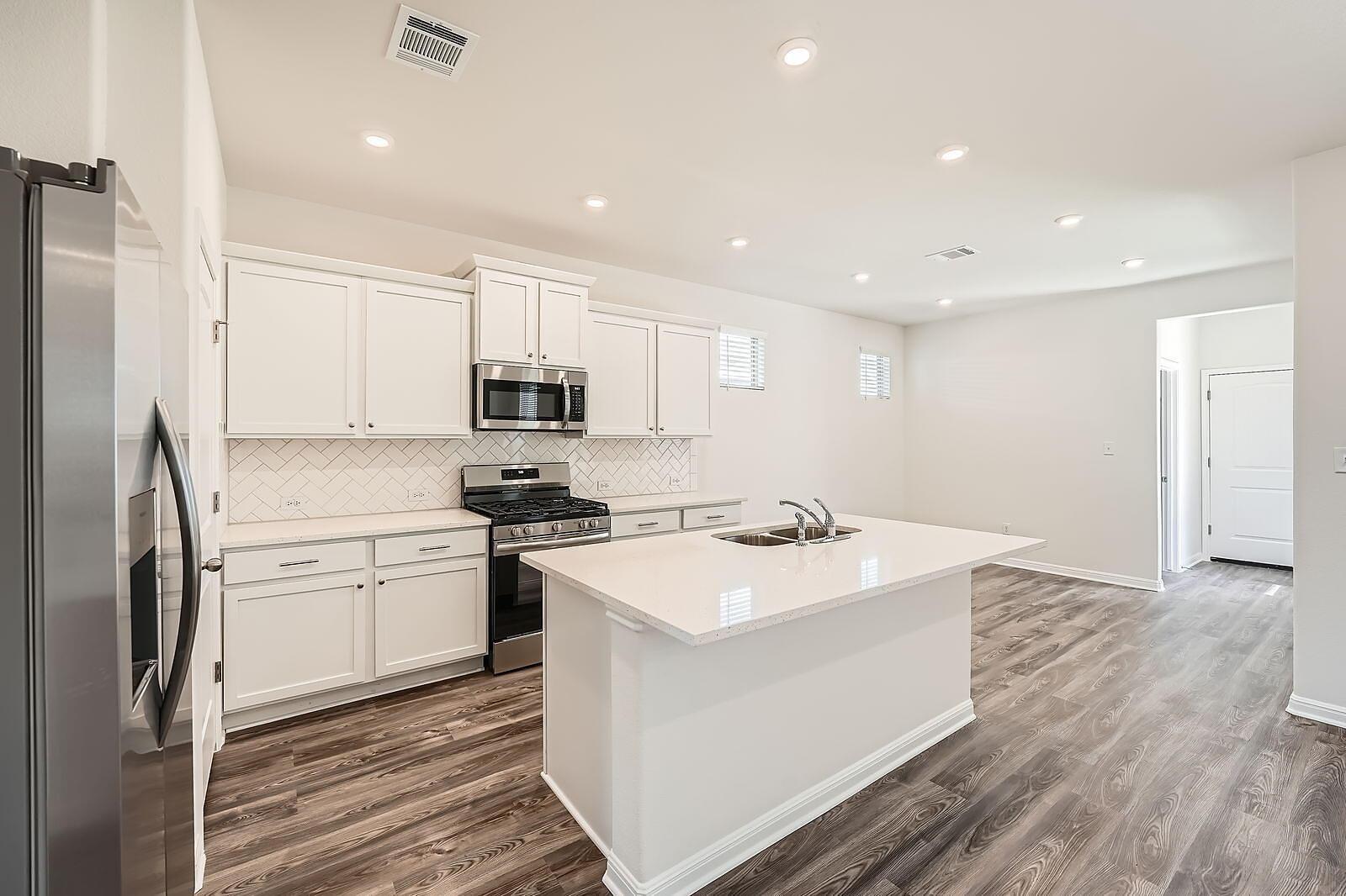 188 Weaver Ln, Bastrop, TX 78602