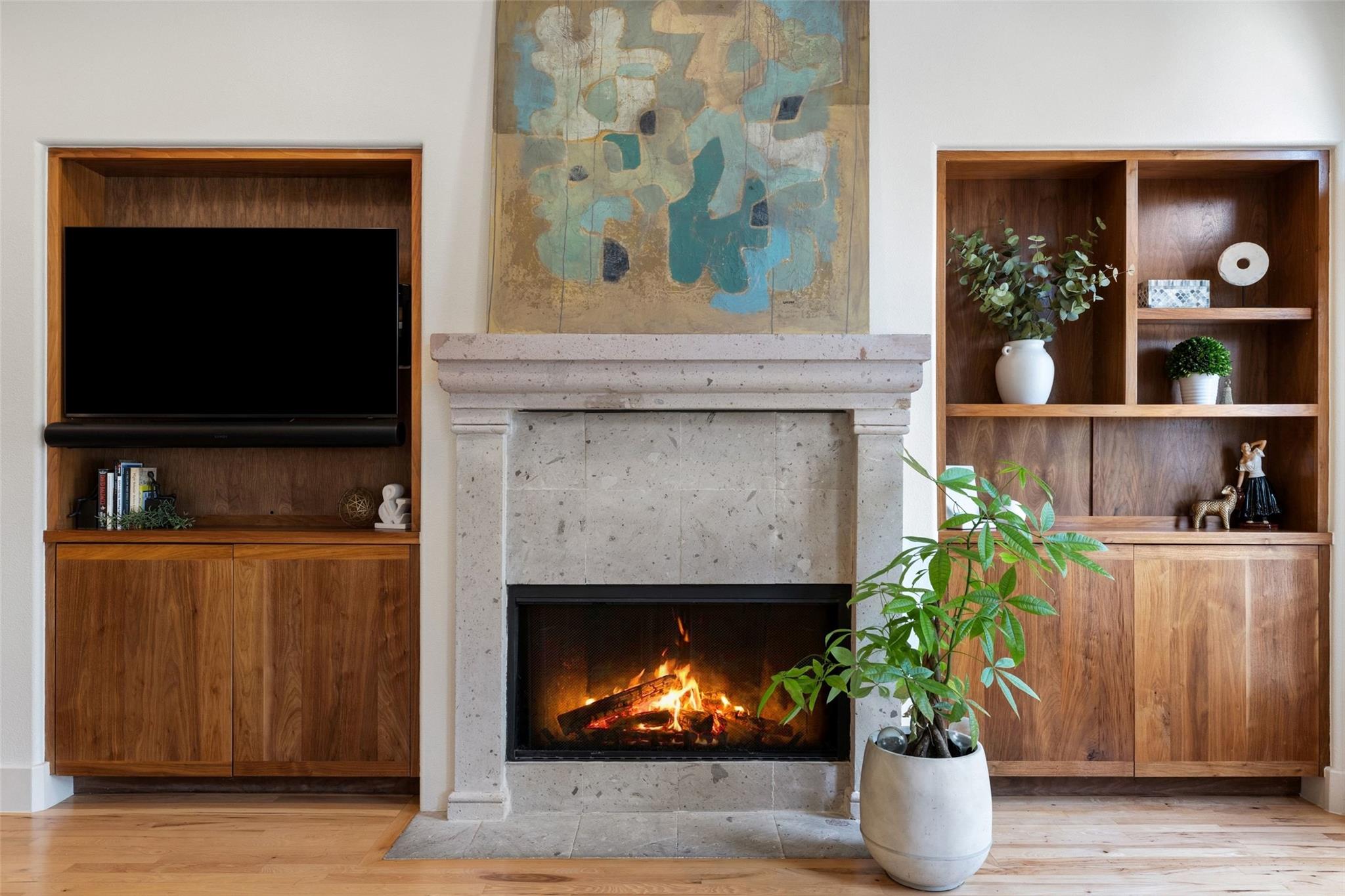 1529 Barton Springs Rd # 2, Austin, TX 78704