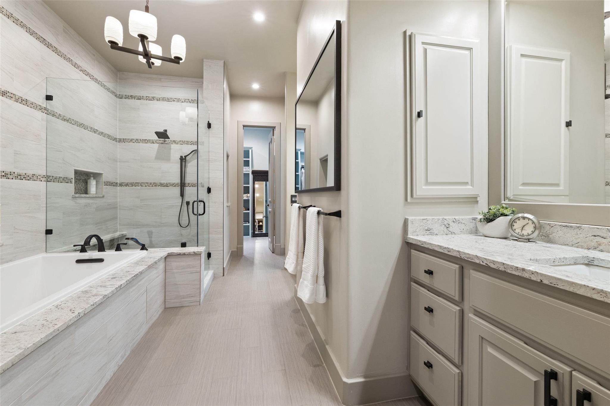 1529 Barton Springs Rd # 2, Austin, TX 78704