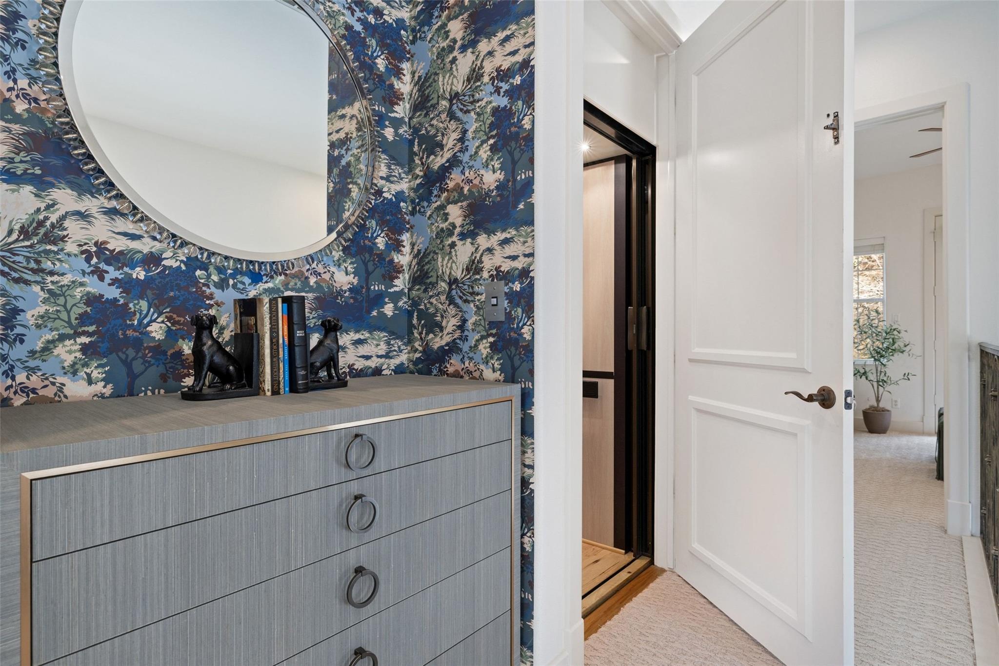 1529 Barton Springs Rd # 2, Austin, TX 78704