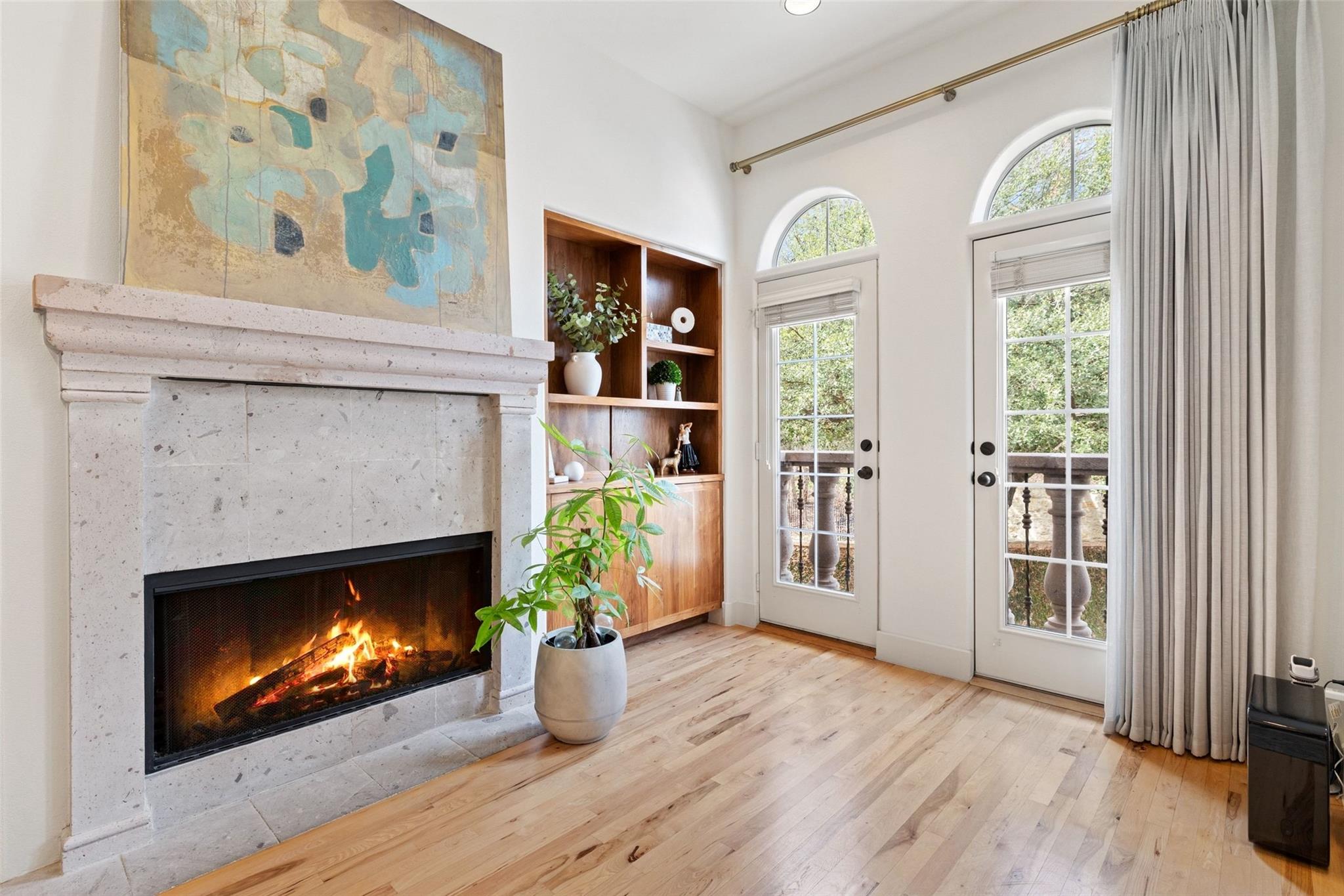 1529 Barton Springs Rd # 2, Austin, TX 78704