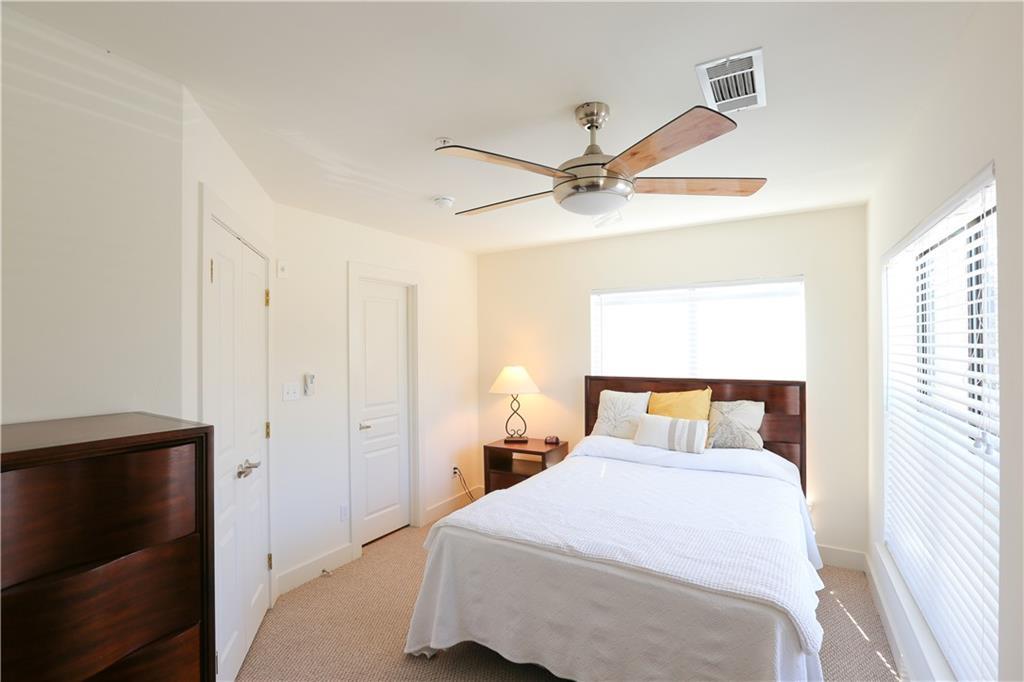 711 W 32nd St # 146, Austin, TX 78705