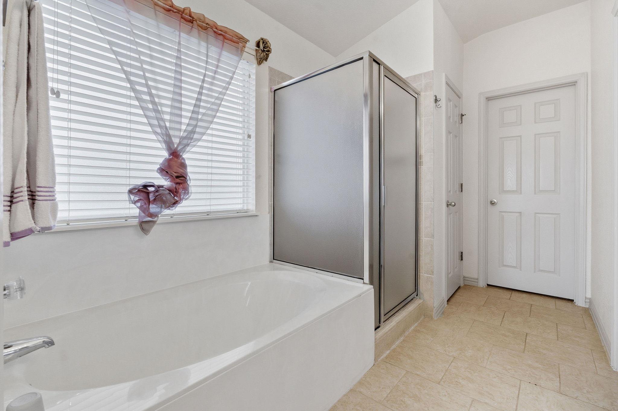 1424 Marsh Harbour Dr, Round Rock, TX 78664