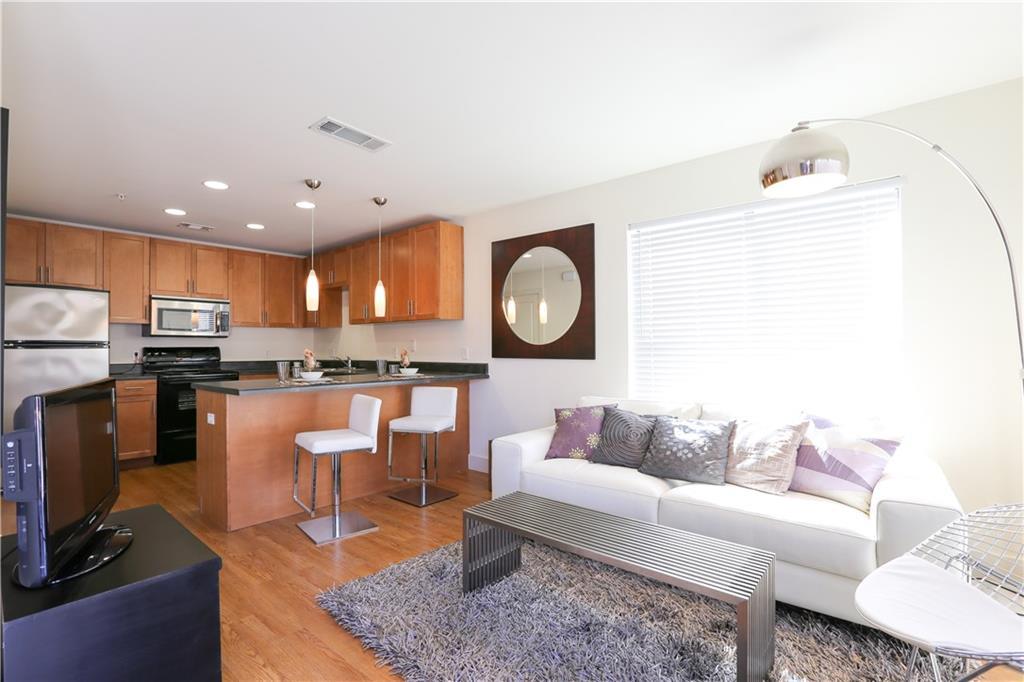 711 W 32 St # 146, Austin, TX 78705