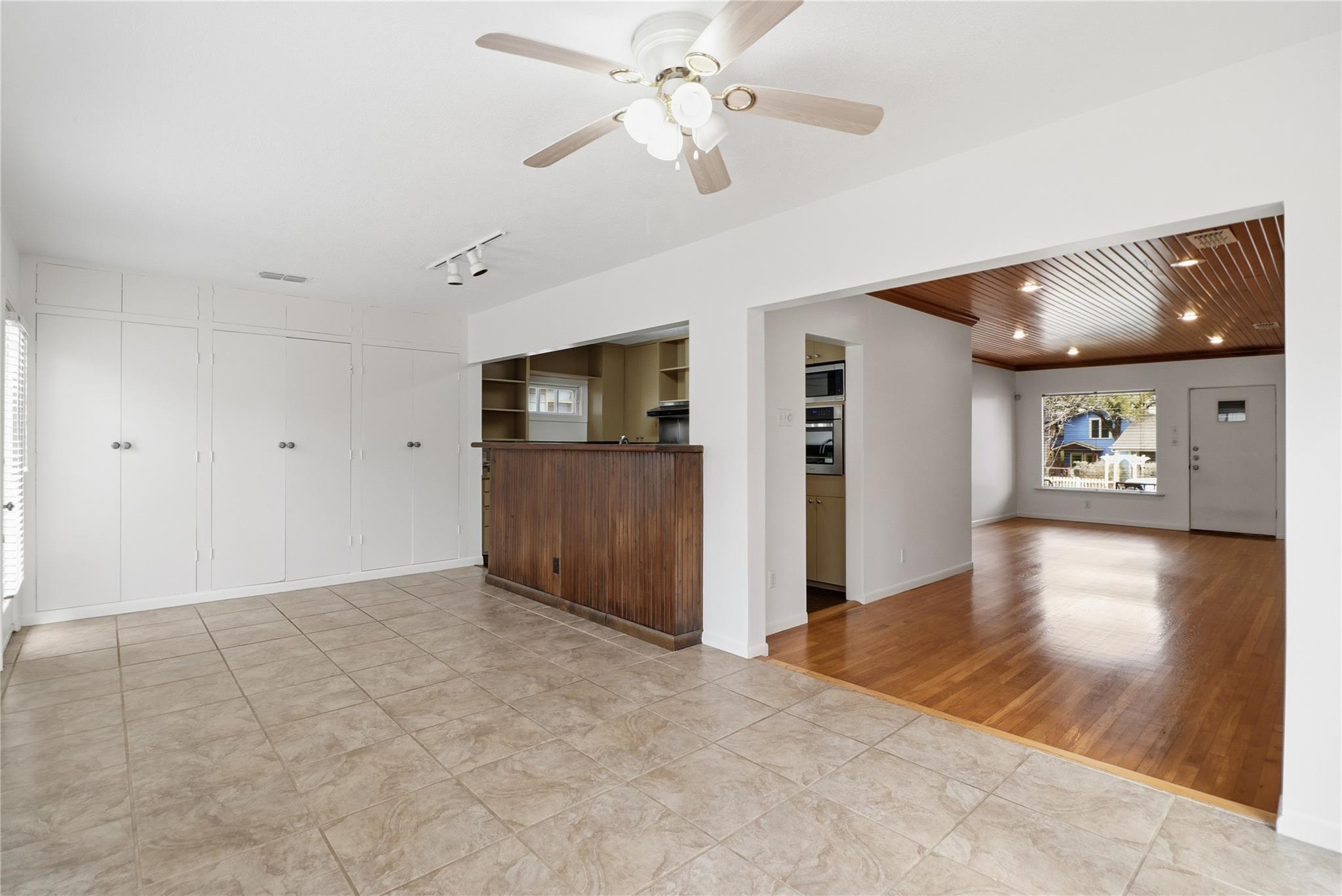 2007 Montclaire St, Austin, TX 78704