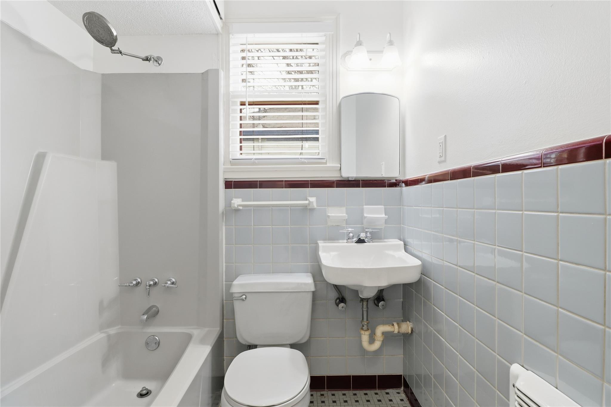 2007 Montclaire St, Austin, TX 78704