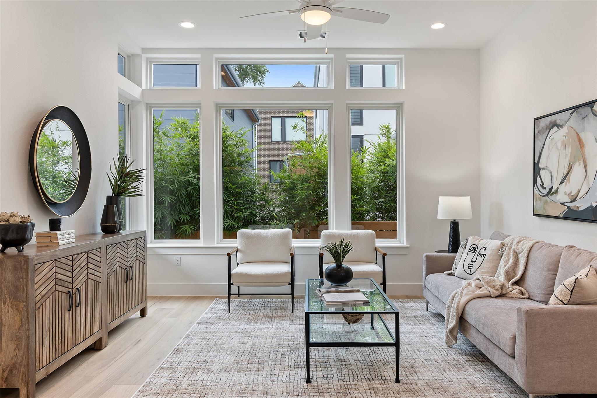 900 S 2nd St # 21, Austin, TX 78704