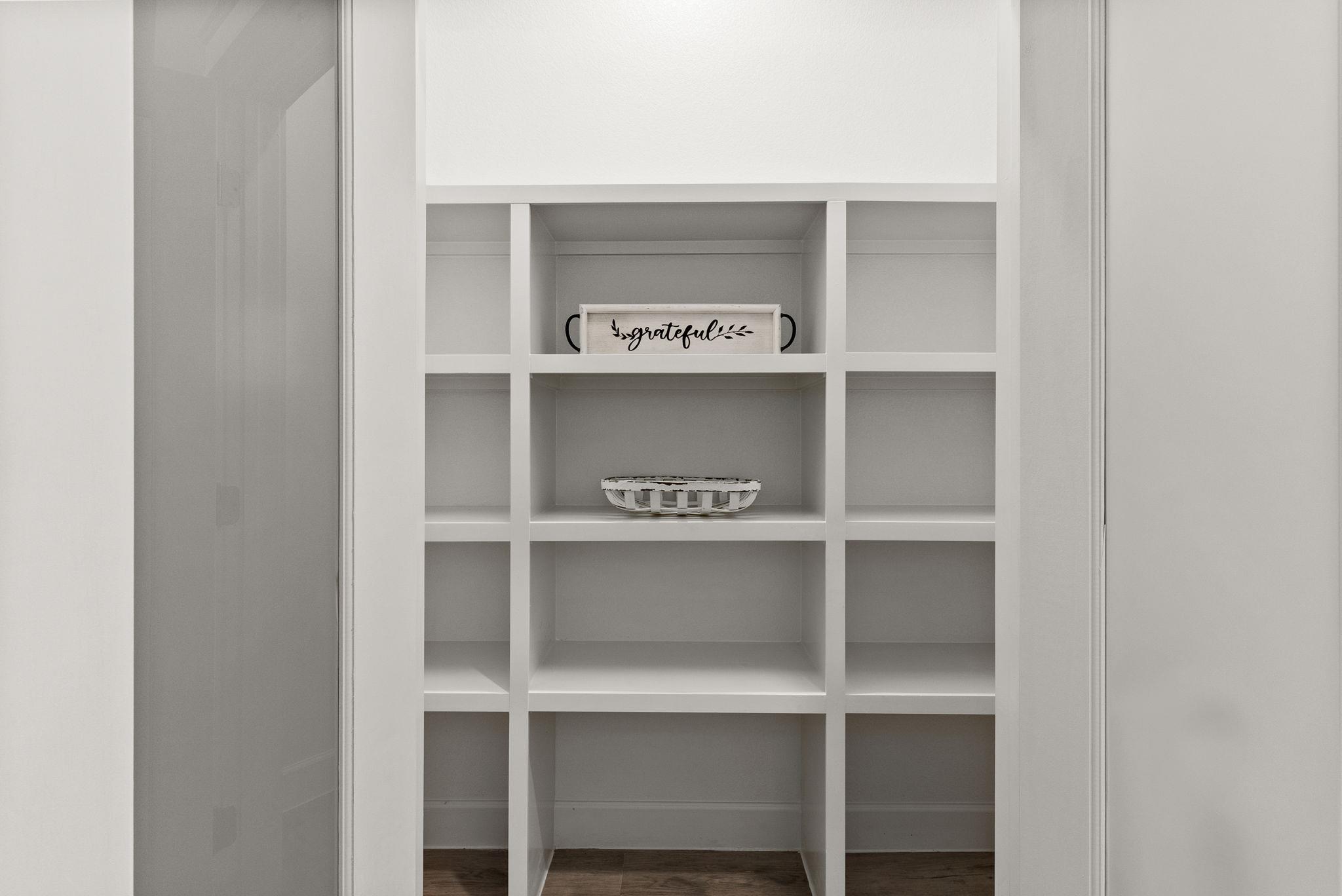 930 Inka Rd, Salado, TX 76571