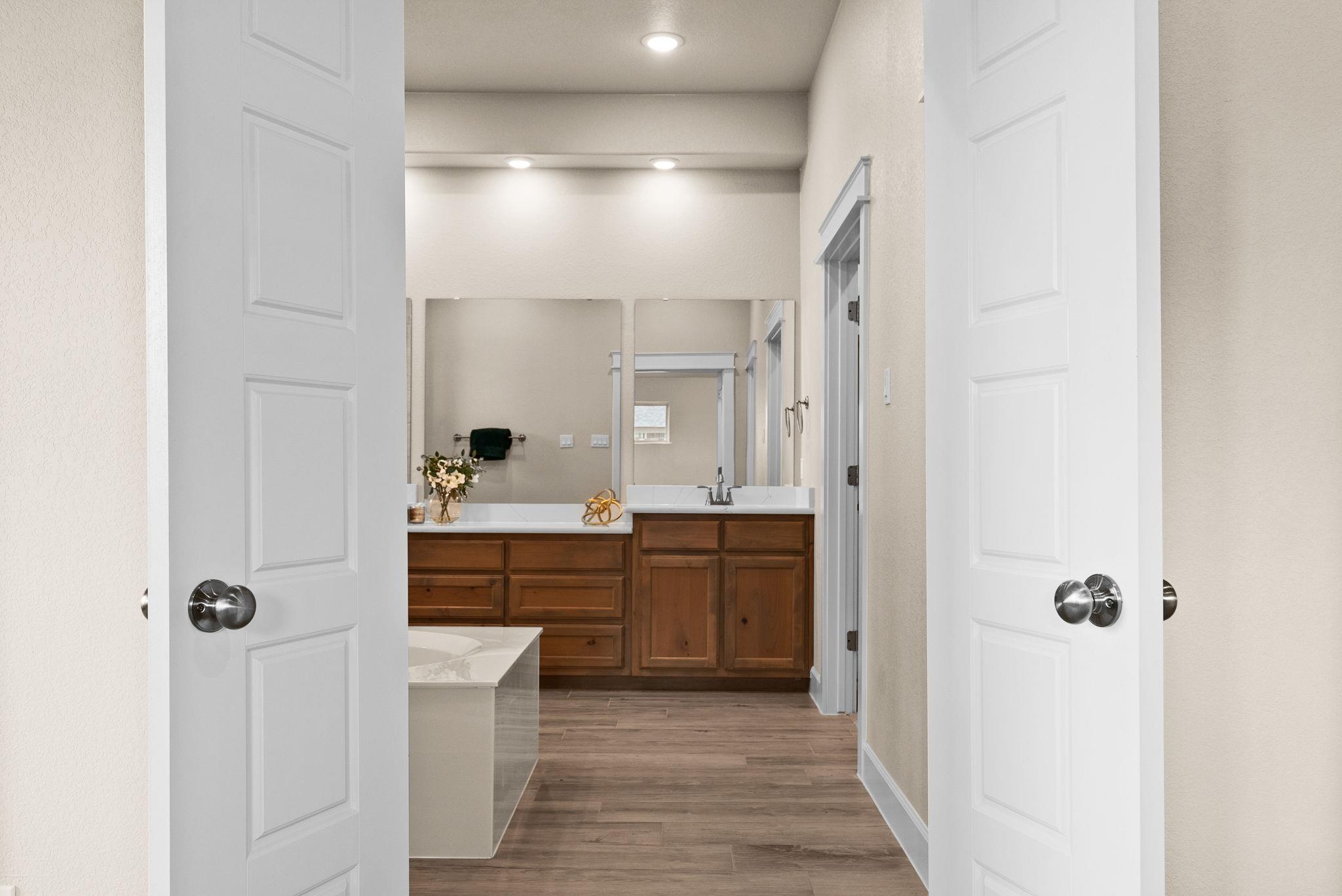 930 Inka Rd, Salado, TX 76571