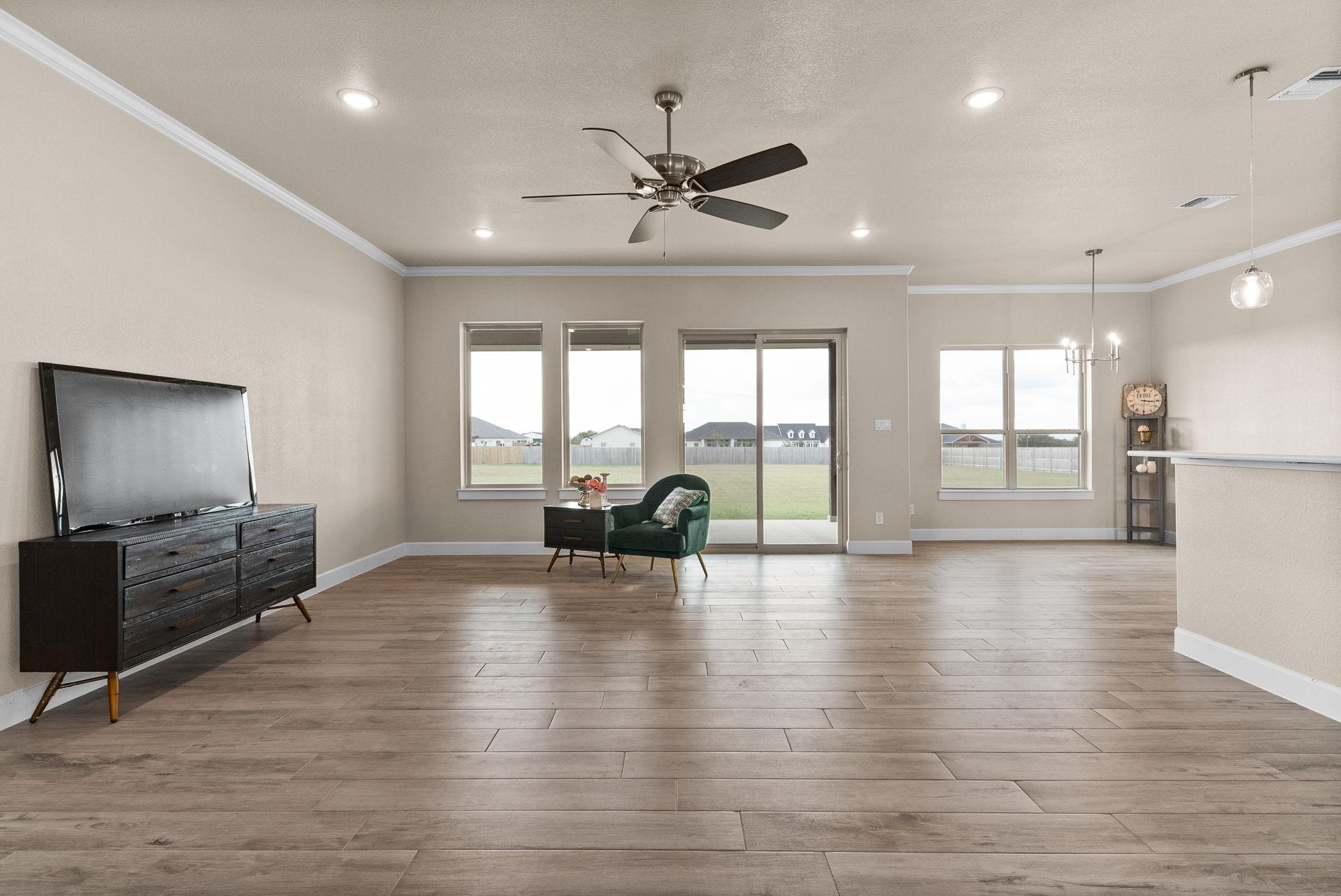 930 Inka Rd, Salado, TX 76571