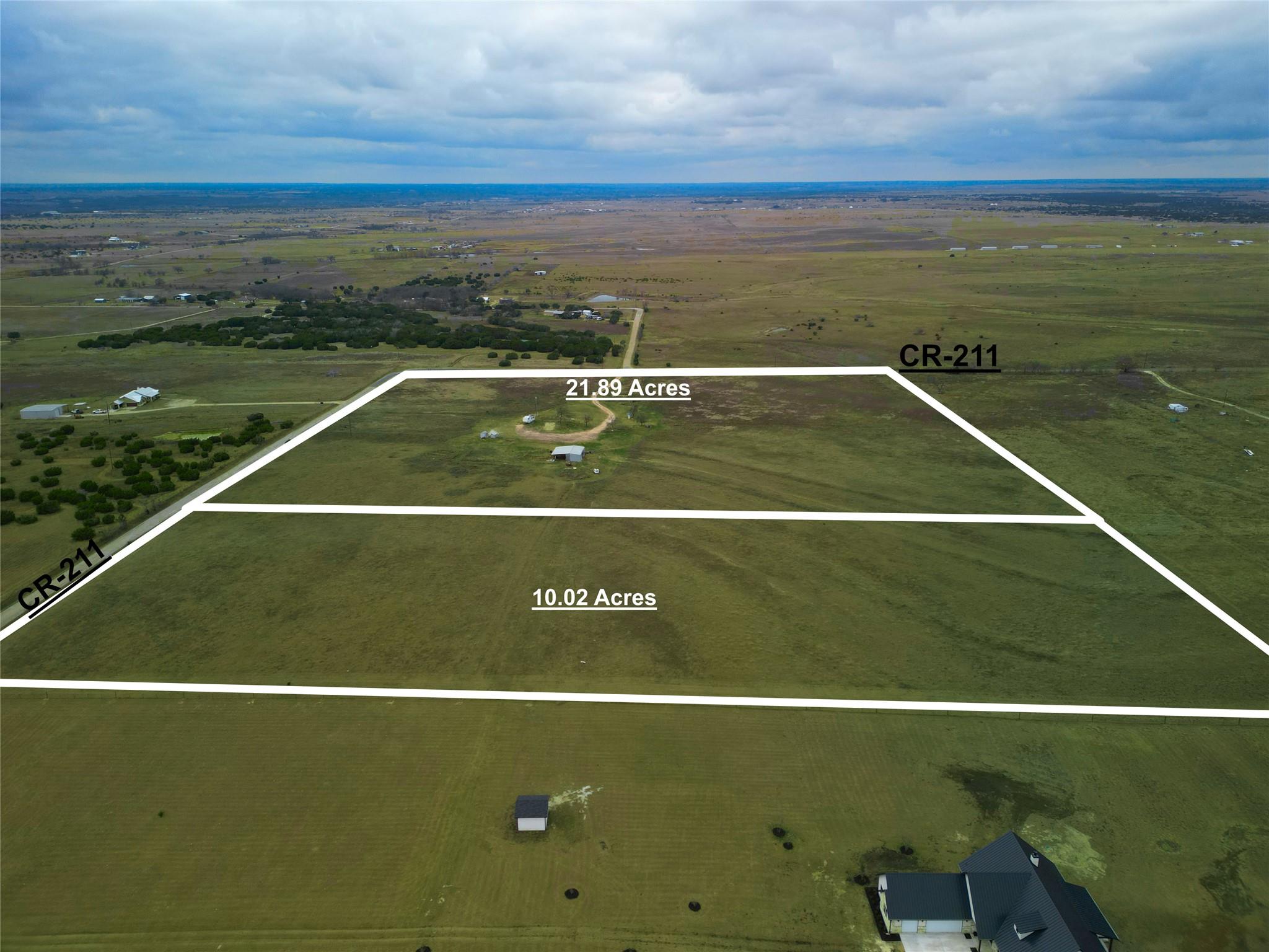 3205 County Road 211, Bertram, TX 78605