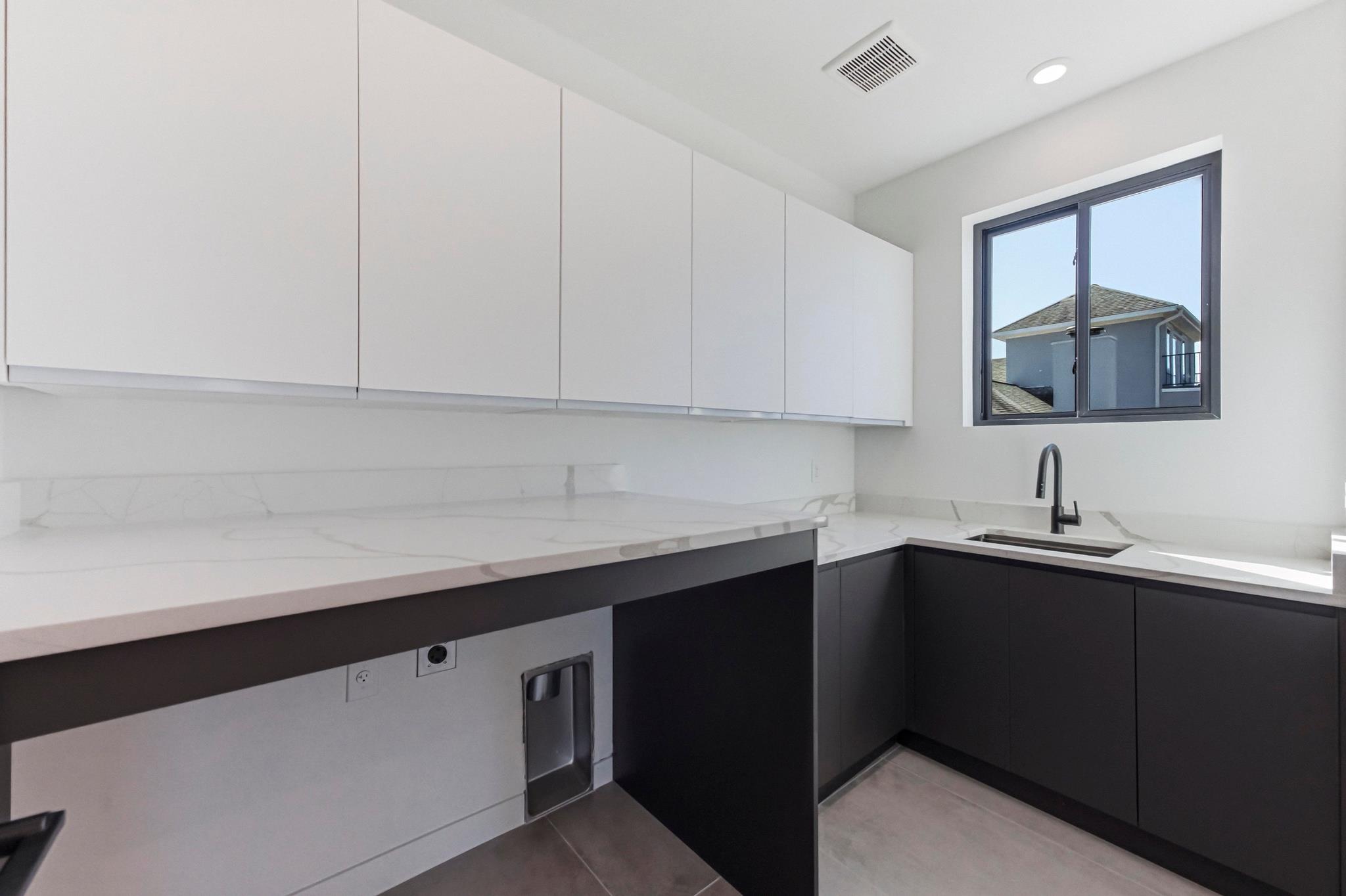 11205 Beach Rd, Leander, TX 78641