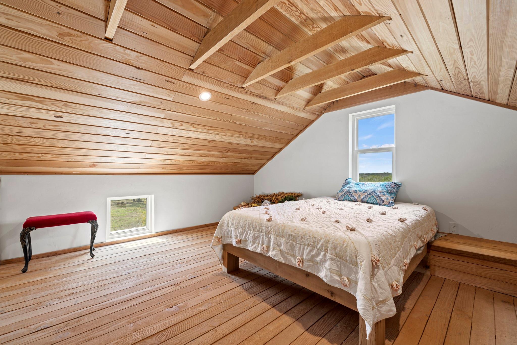 456 Colt Valley Rd, Fredericksburg, TX 78624