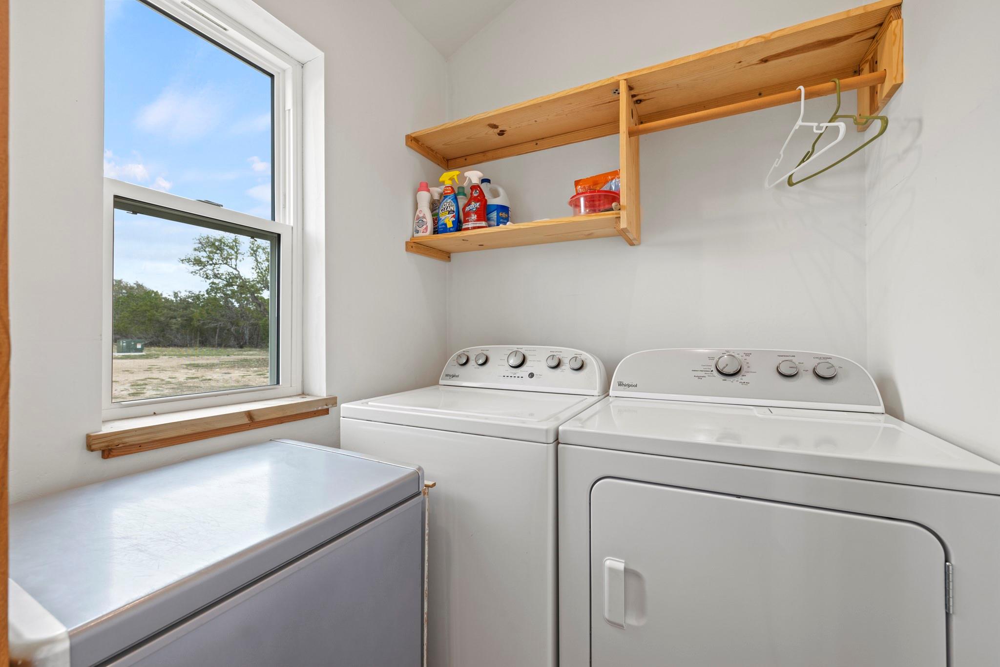 456 Colt Valley Rd, Fredericksburg, TX 78624