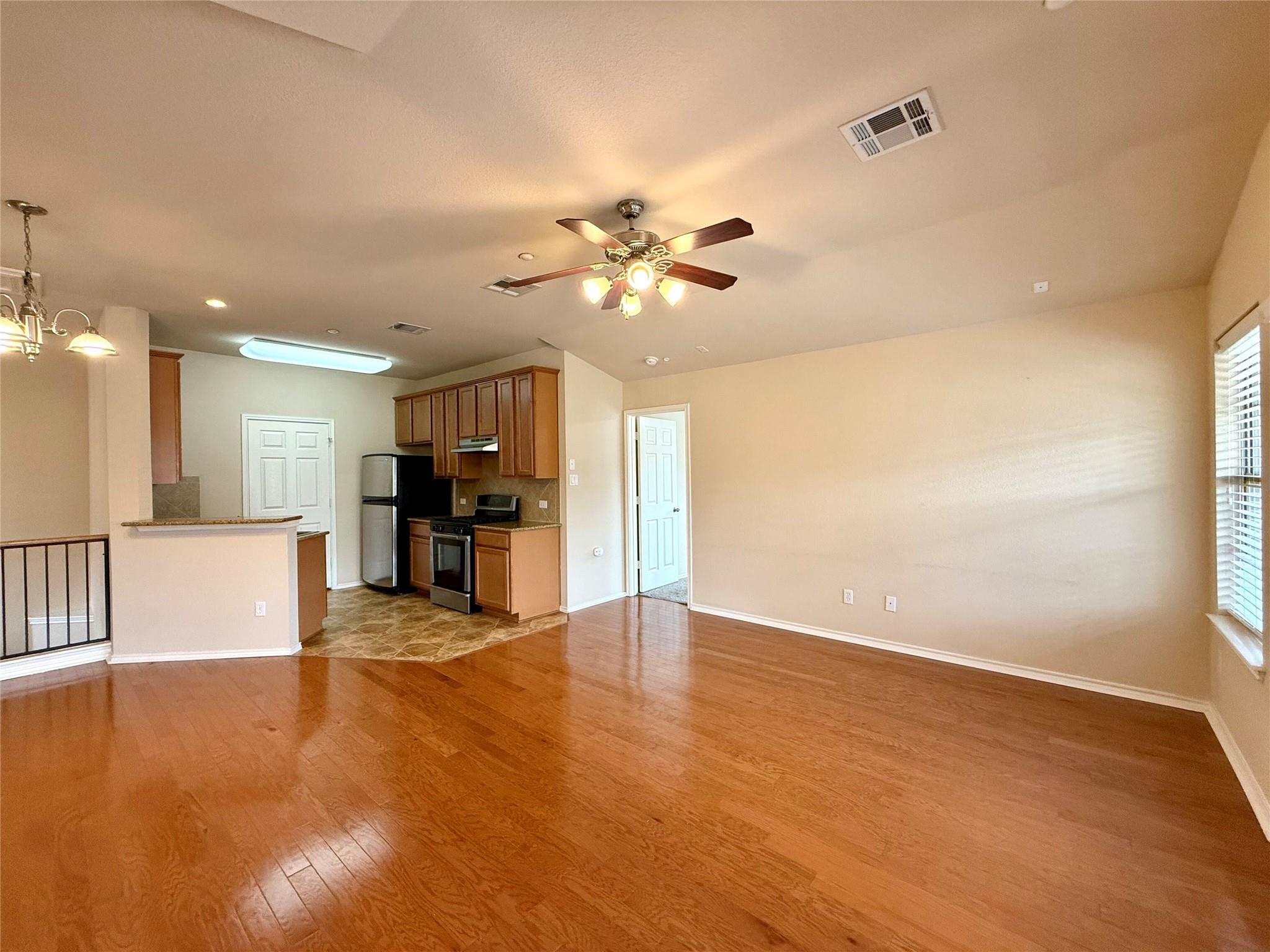 1310 W Parmer Ln # 6C/601, Austin, TX 78727