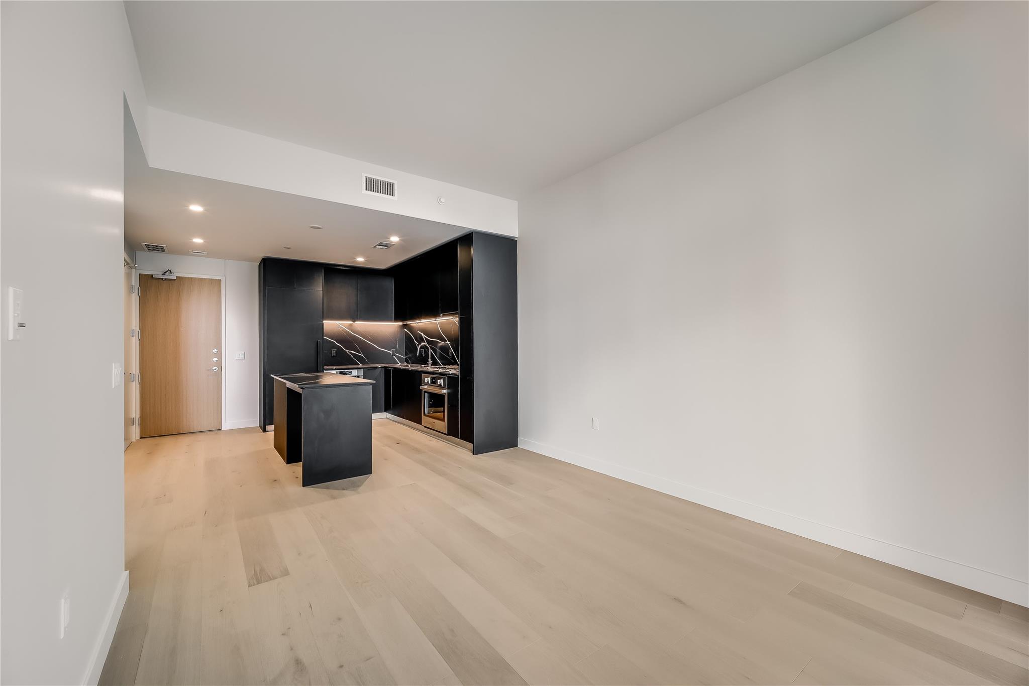 44 East Ave # 2603, Austin, TX 78701