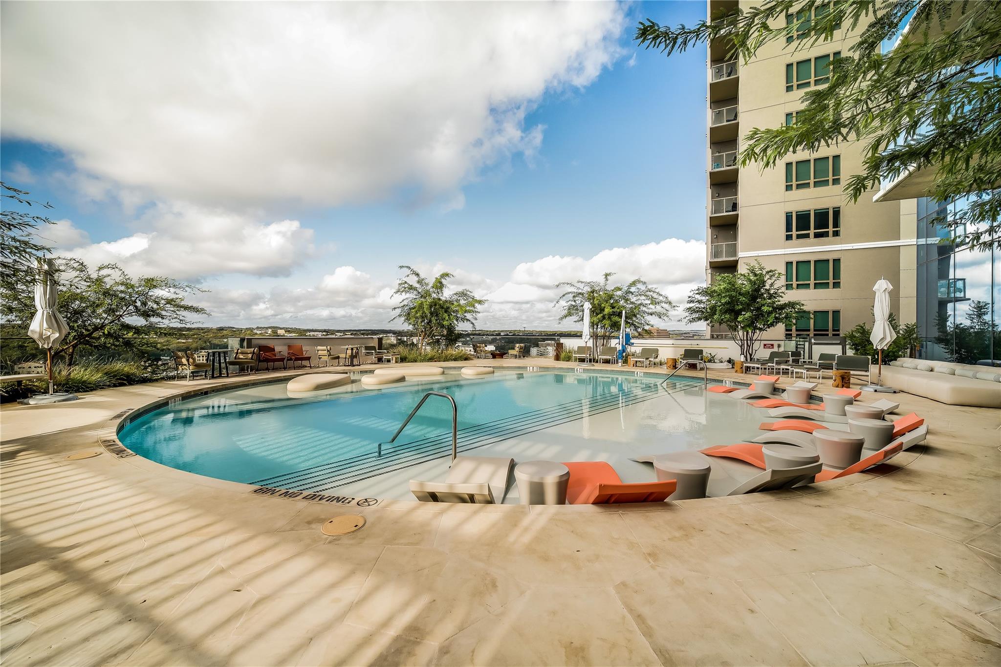 44 East Ave # 2603, Austin, TX 78701