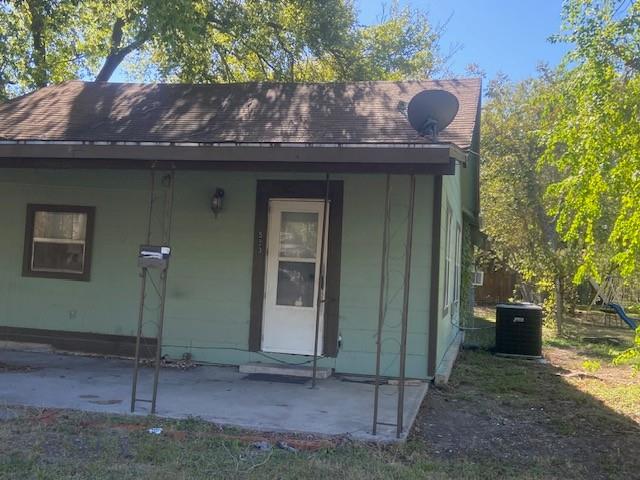 523 S Rio Grande St, Lockhart, TX 78644