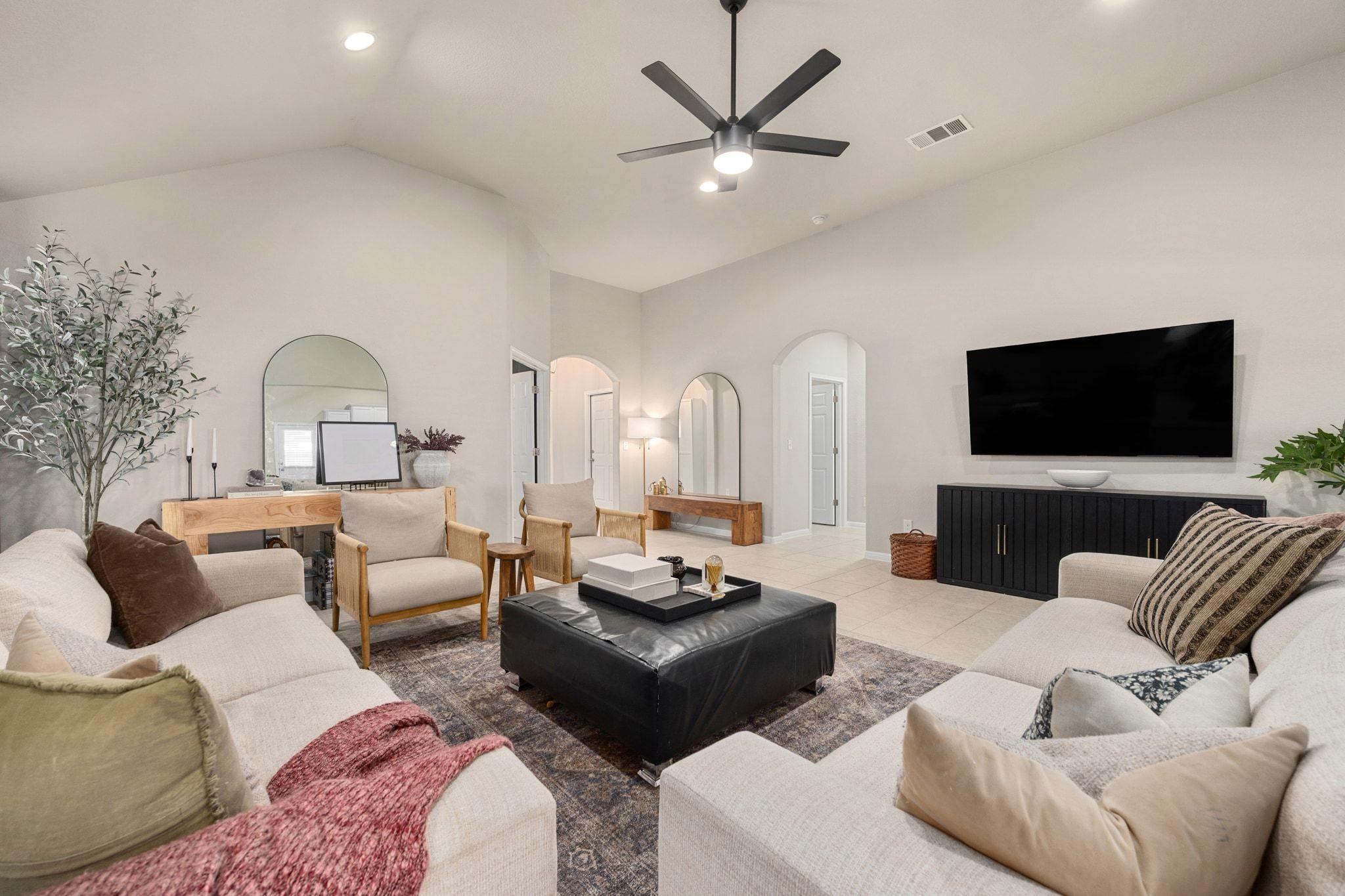 109 Findley Ave, Leander, TX 78641